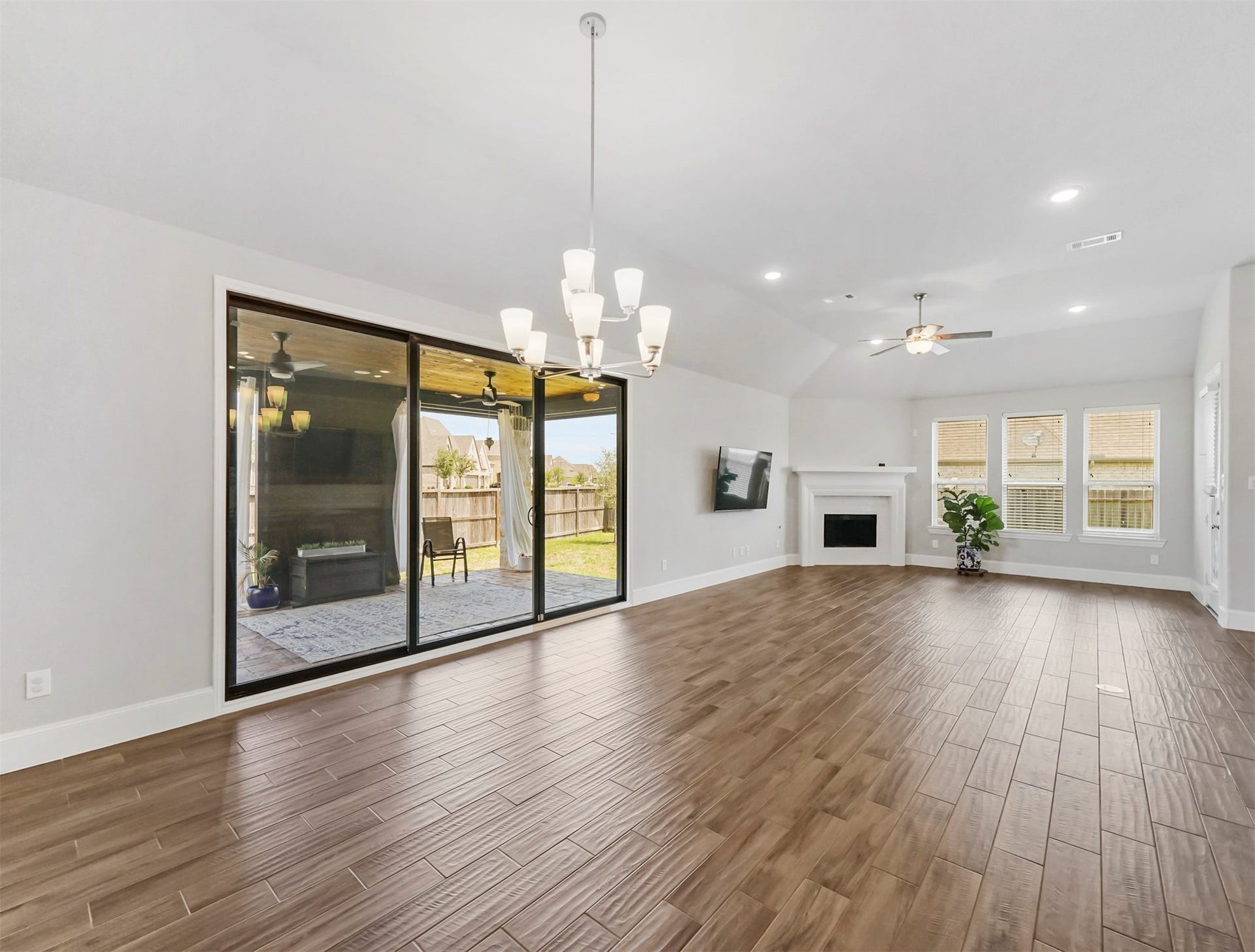 20814 Bighorn Valley Ln, Richmond, TX 77407