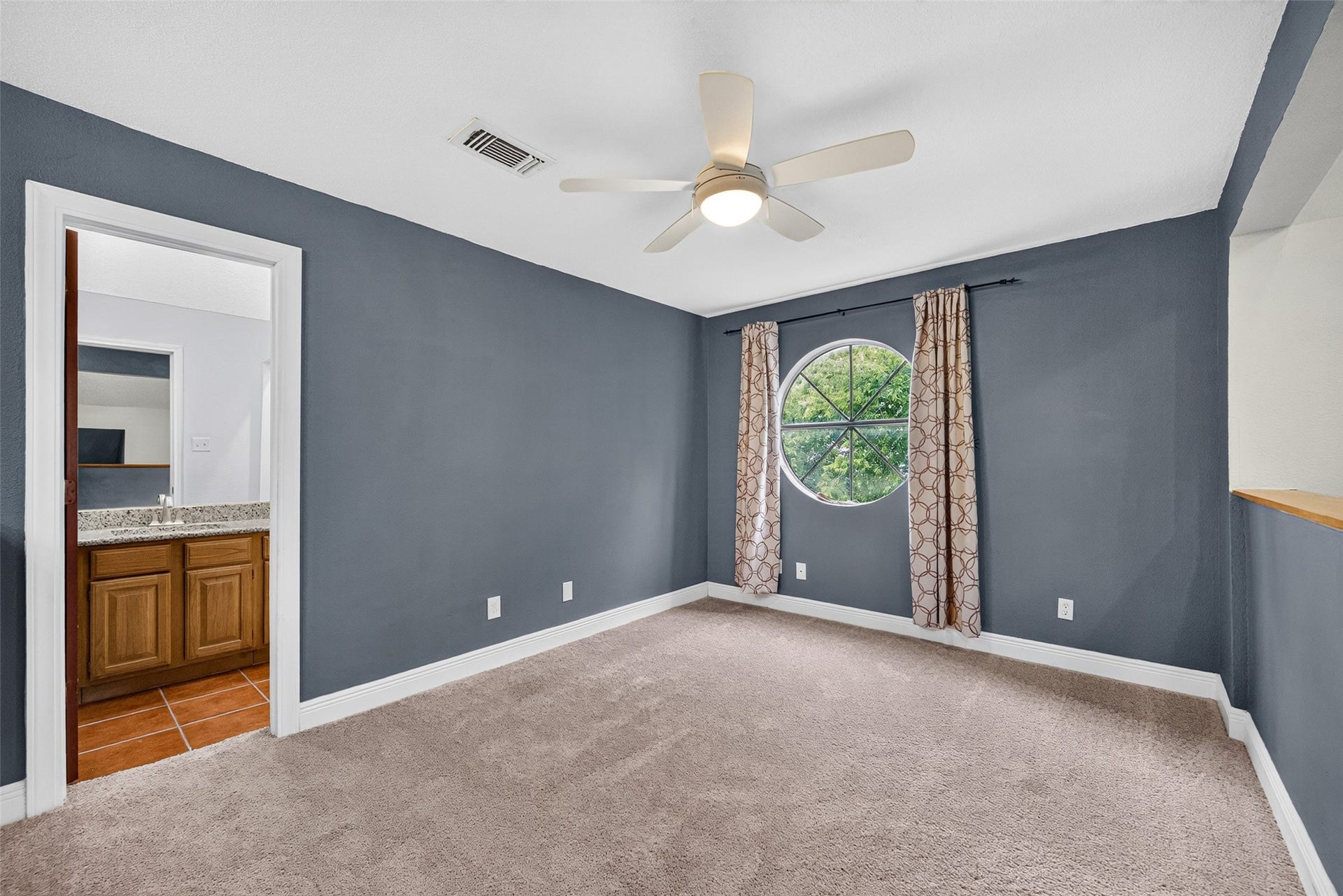 2425 Holly Hall Street, #156, Houston, TX 77054 2425 Holly Hall Street, #156, Houston, TX 77054