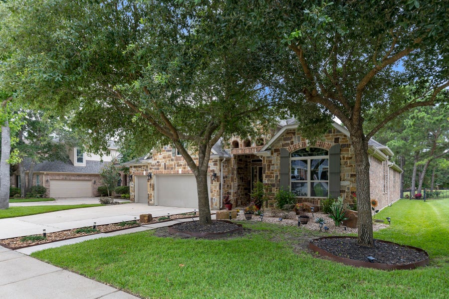 Property photo for 4787 Jackson Square Drive, Conroe, TX