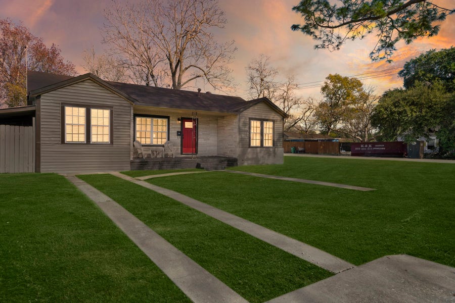 Property photo for 1206 Olive Street, Baytown, TX