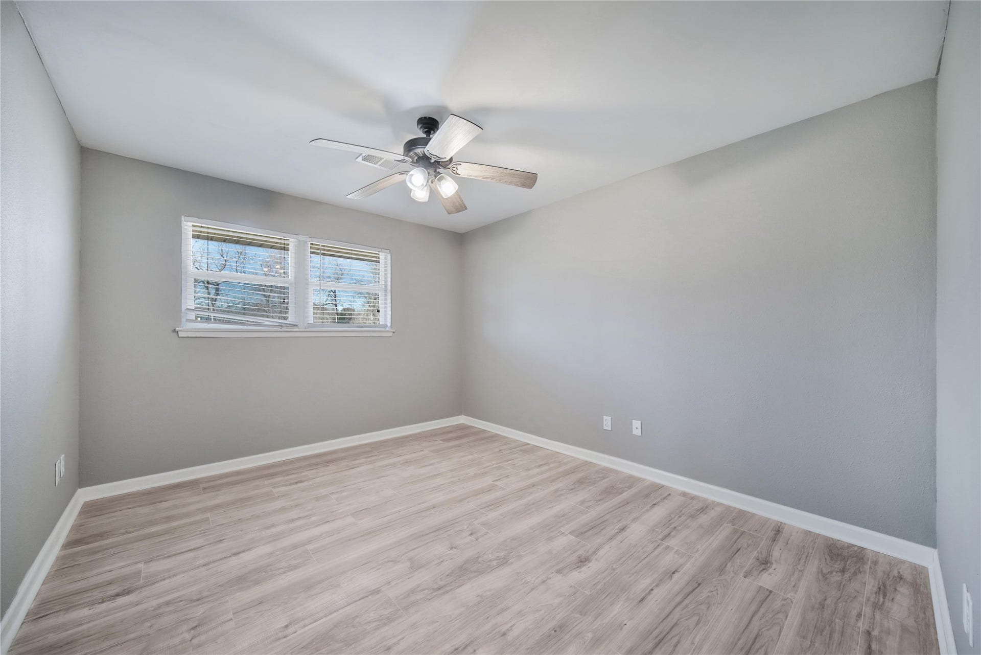 4614 Edgemore St Street, Santa Fe, TX 77517 4614 Edgemore St Street, Santa Fe, TX 77517