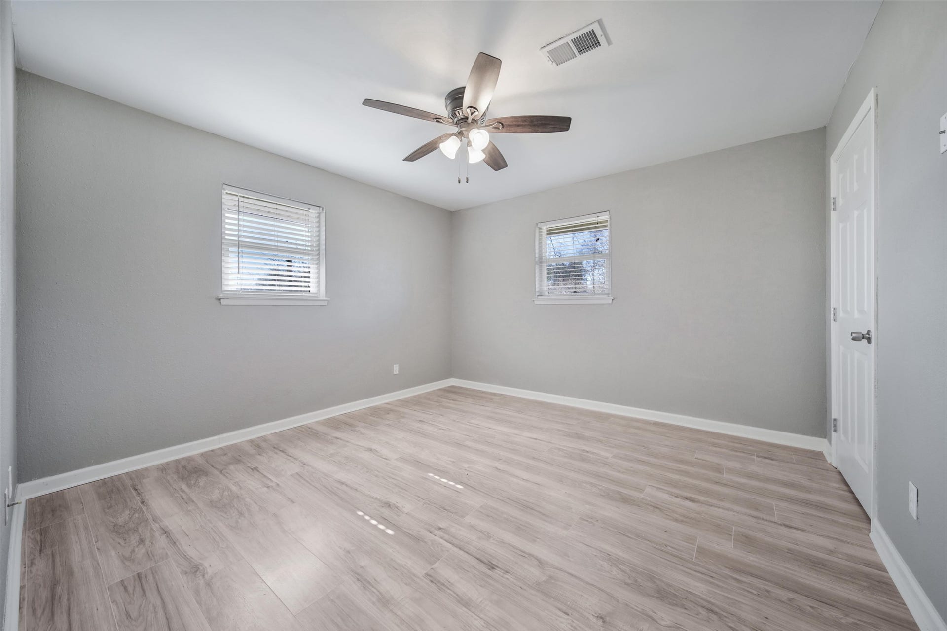 4614 Edgemore St Street, Santa Fe, TX 77517 4614 Edgemore St Street, Santa Fe, TX 77517