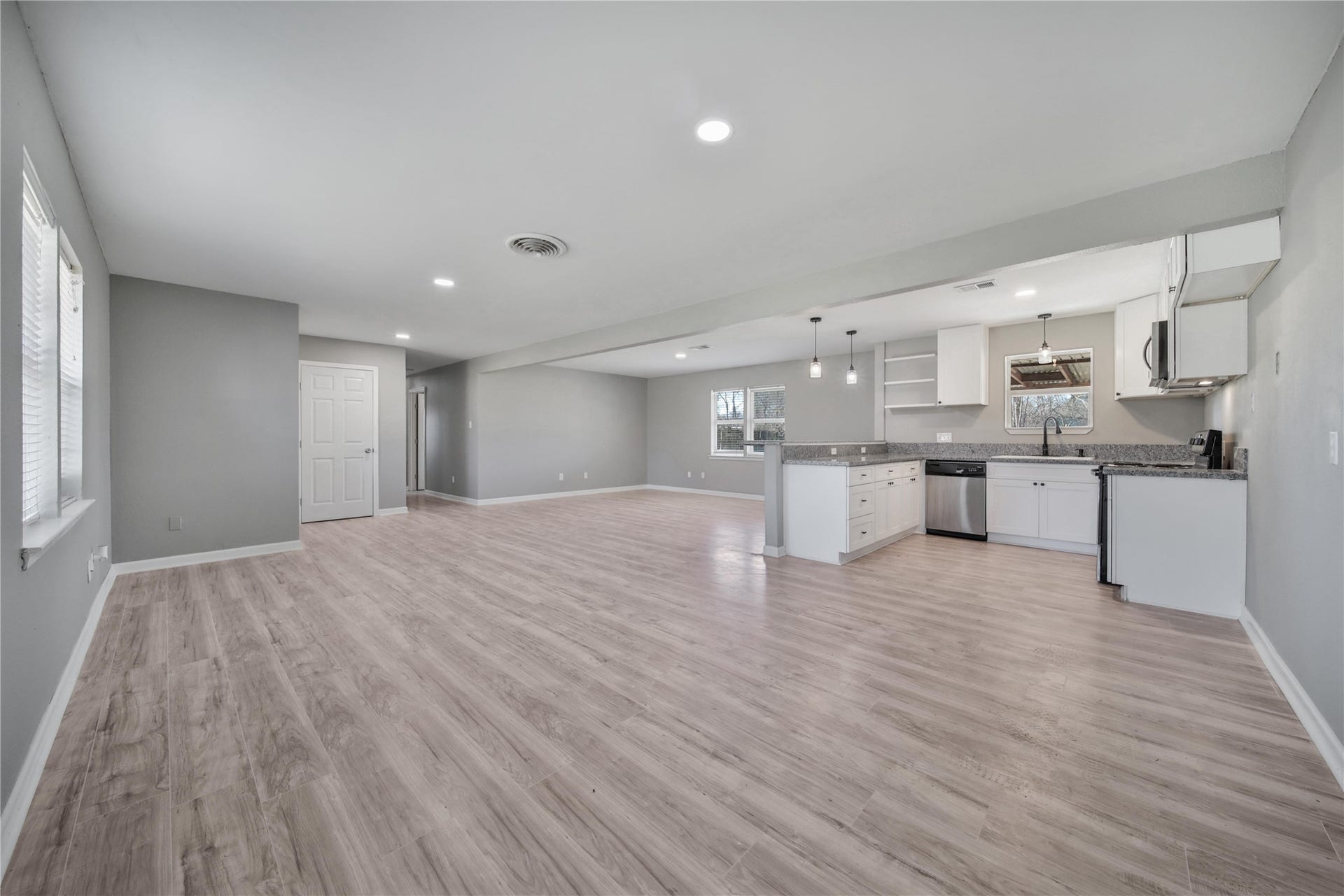 4614 Edgemore St Street, Santa Fe, TX 77517 4614 Edgemore St Street, Santa Fe, TX 77517