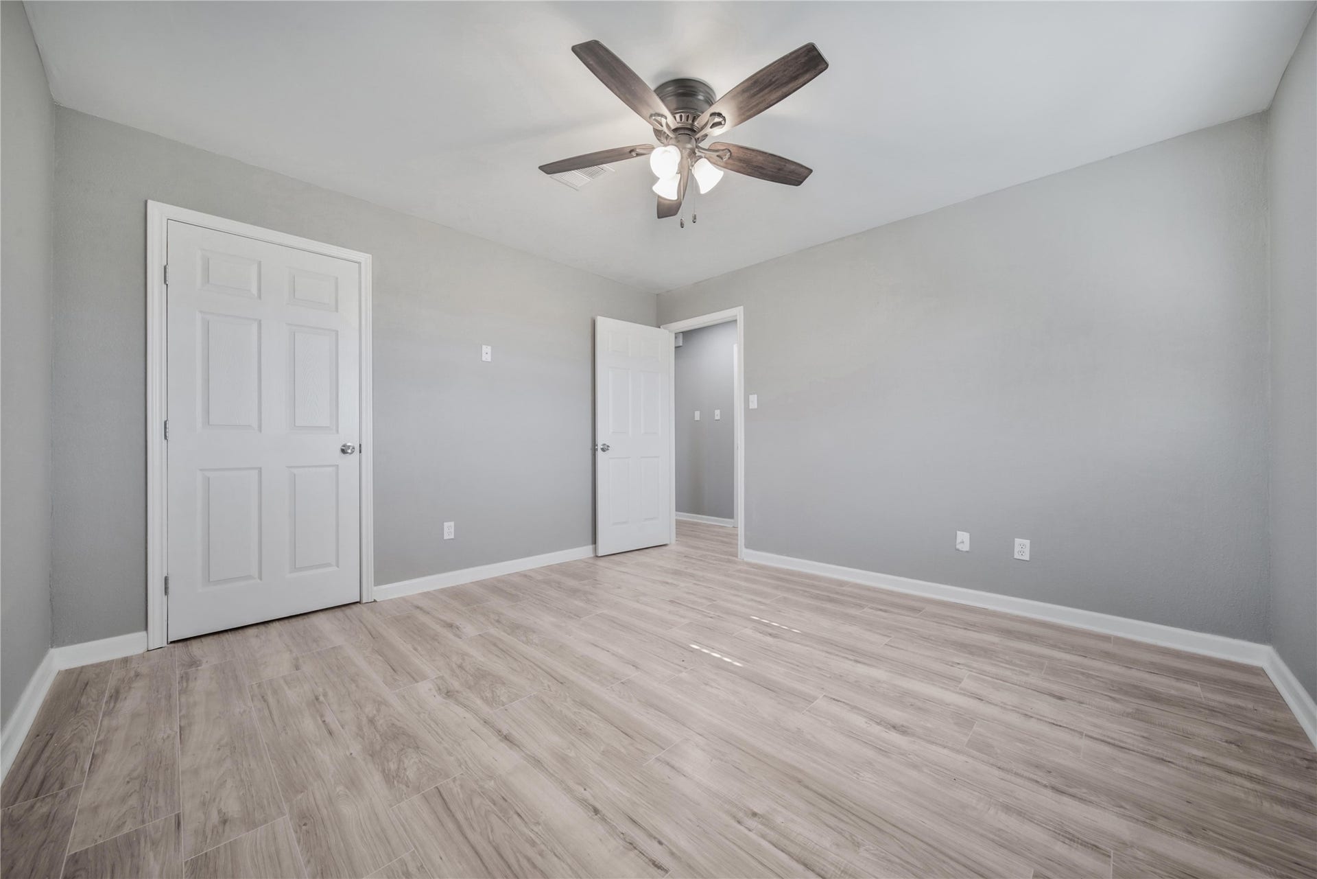 4614 Edgemore St Street, Santa Fe, TX 77517 4614 Edgemore St Street, Santa Fe, TX 77517