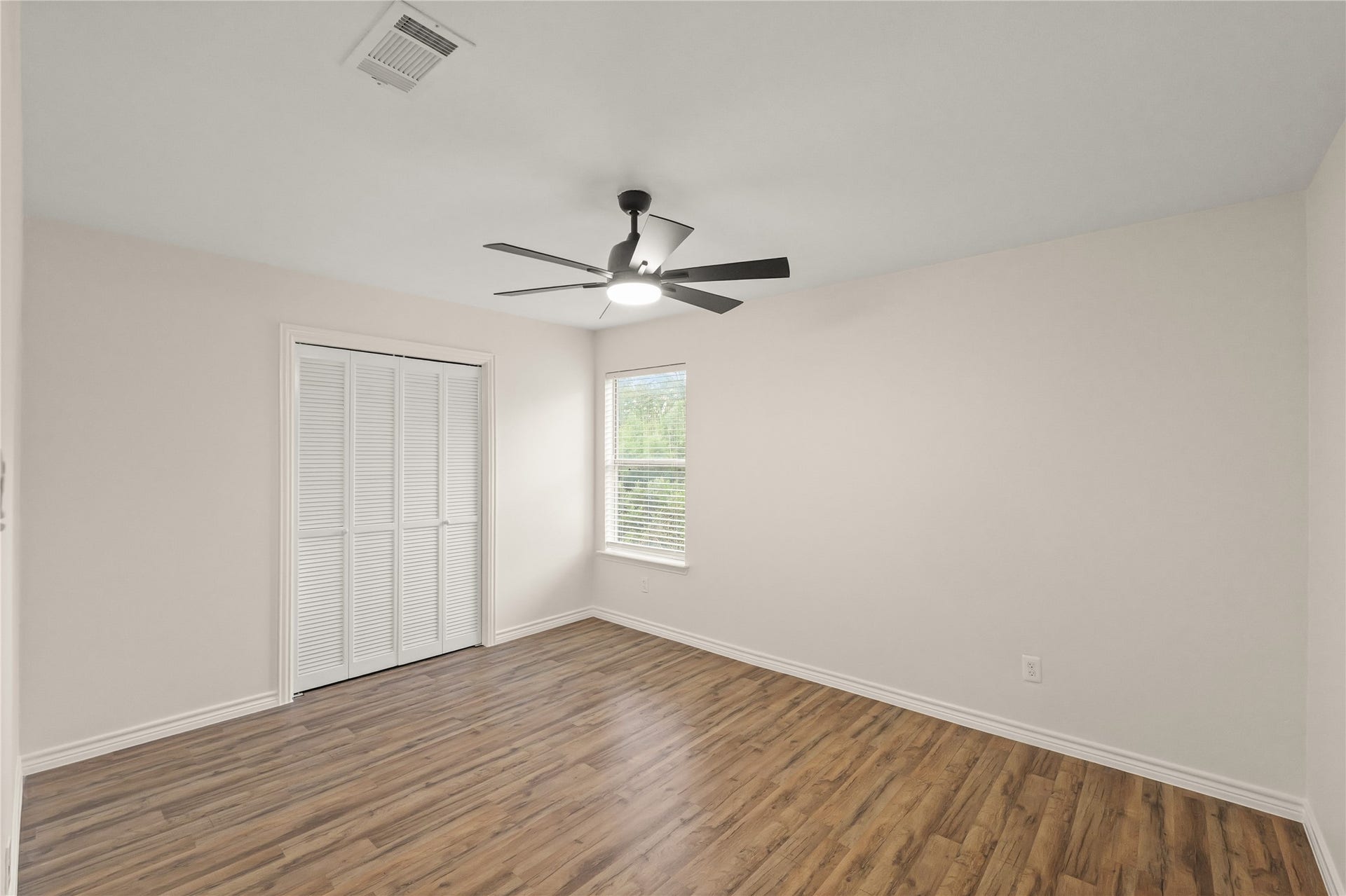 3711 Fern View Drive, Houston, TX 77345 Bedroom 3
