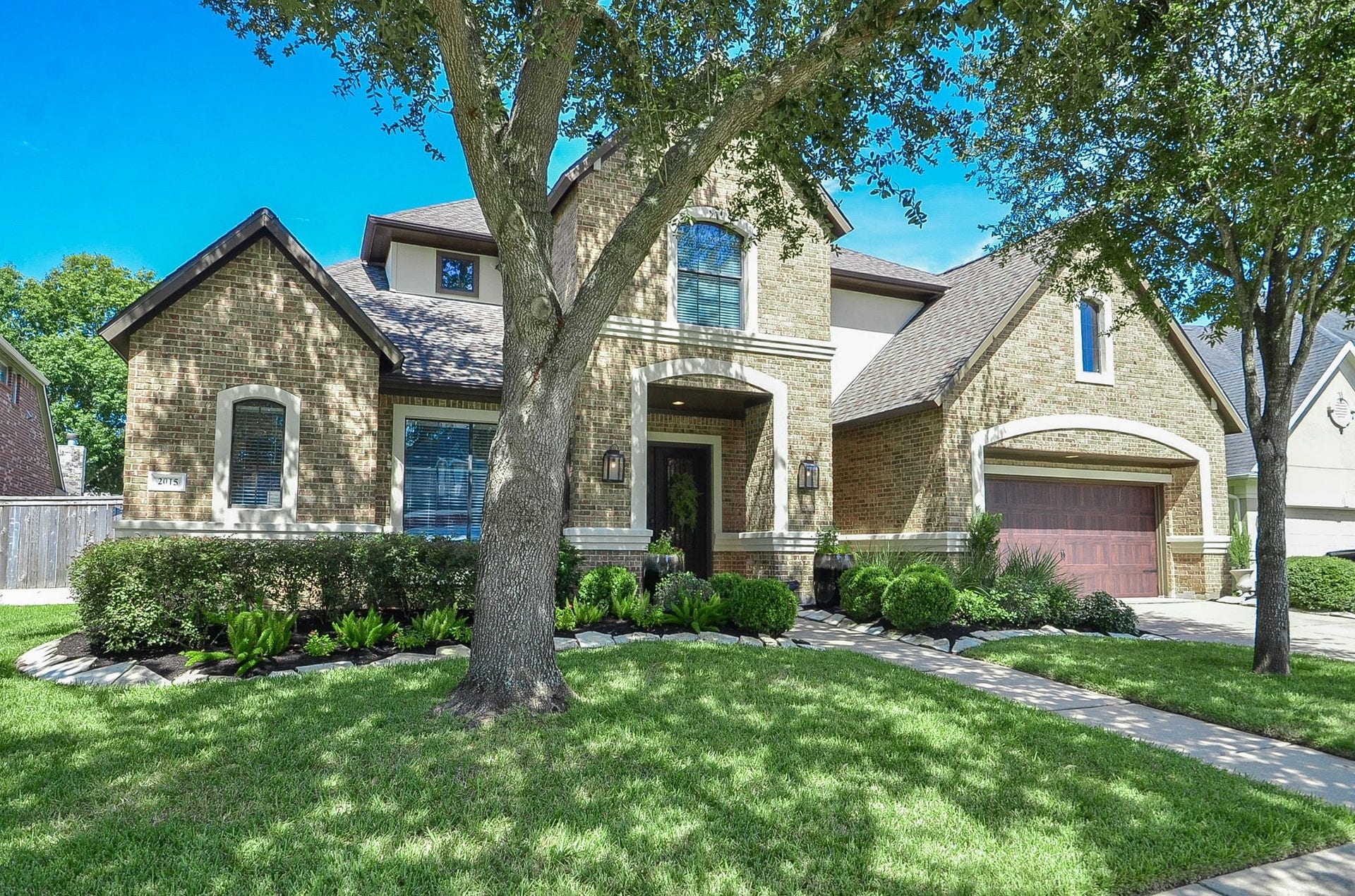 2015 Shadow Bend Drive, Sugar Land, TX 77479 5 bedrooms (with 2 primary beds down), 4.5 baths, 3 car garage. New roof 2021. Updated landscaping and mature shade trees ... only in prestigious Greatwood Shores