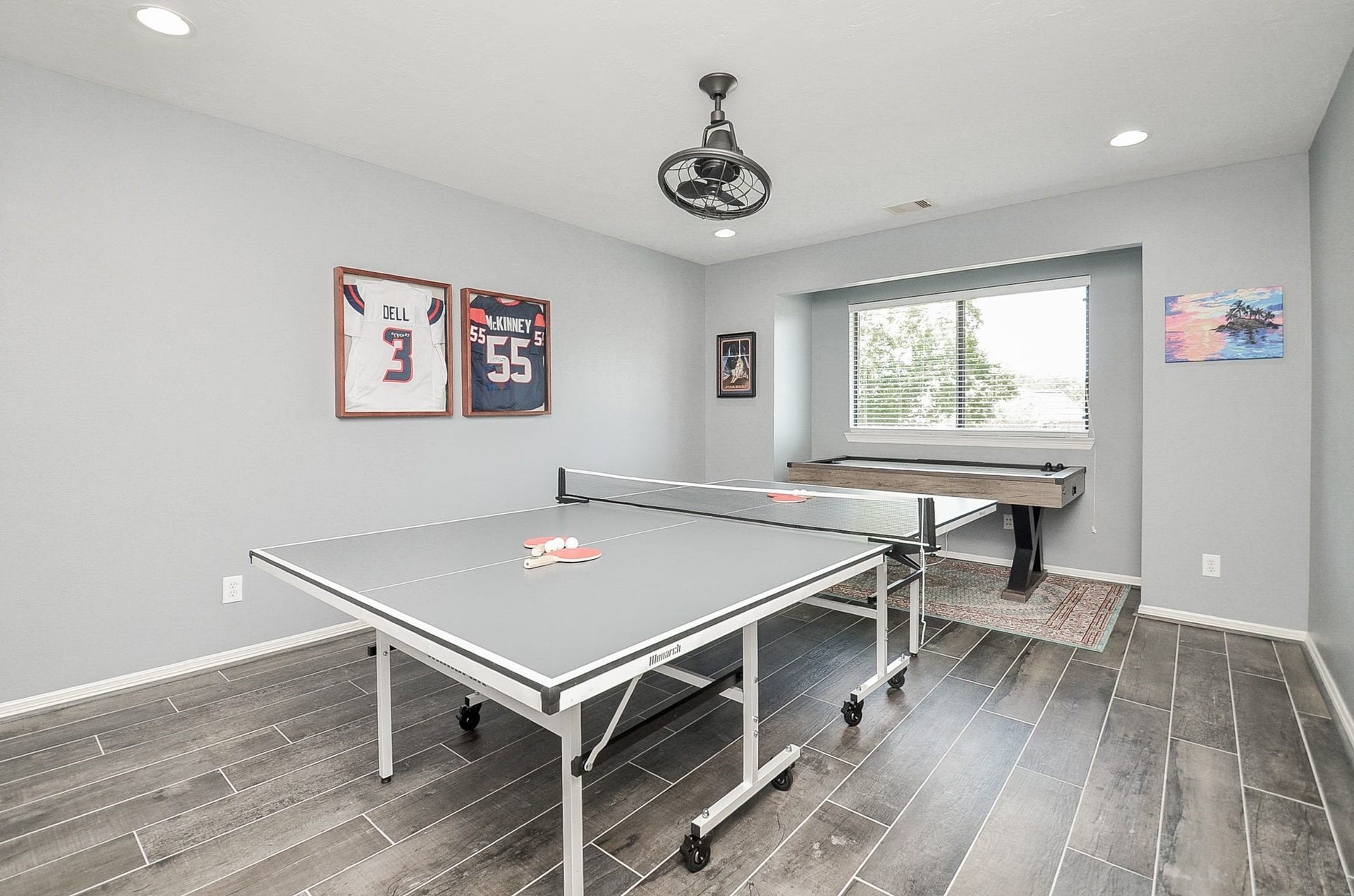 2015 Shadow Bend Drive, Sugar Land, TX 77479 So many things you can do with this space. Media room? Game tables? Exercise equipment? Home school room? Ballet or dance room ... make it yours.