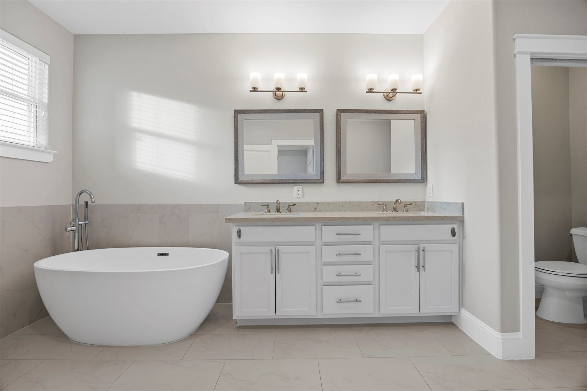 626 E 28th Street, Houston, TX 77008 626 E 28th Street, Houston, TX 77008