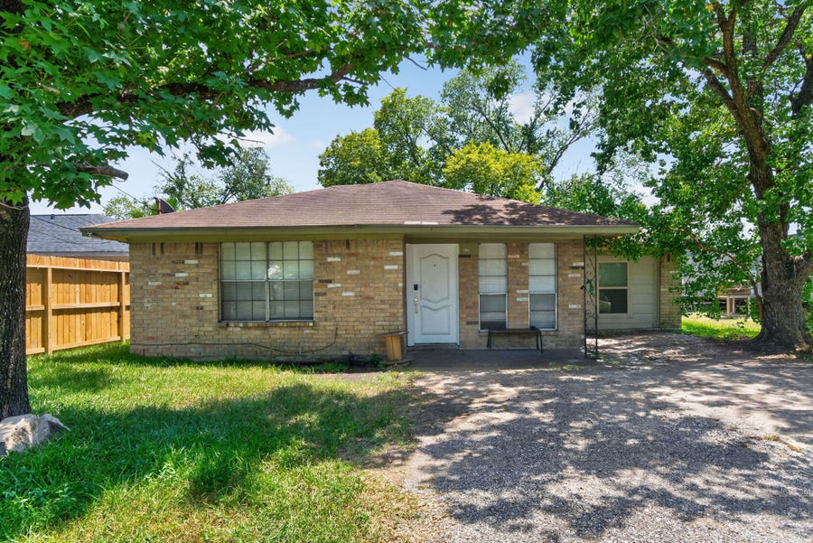 Property photo for 14210 Hillsboro Street, Houston, TX