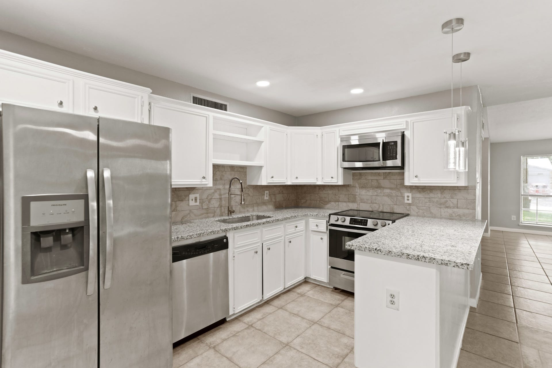 6827 Gettysburg Drive, Richmond, TX 77469 6827 Gettysburg Drive, Richmond, TX 77469