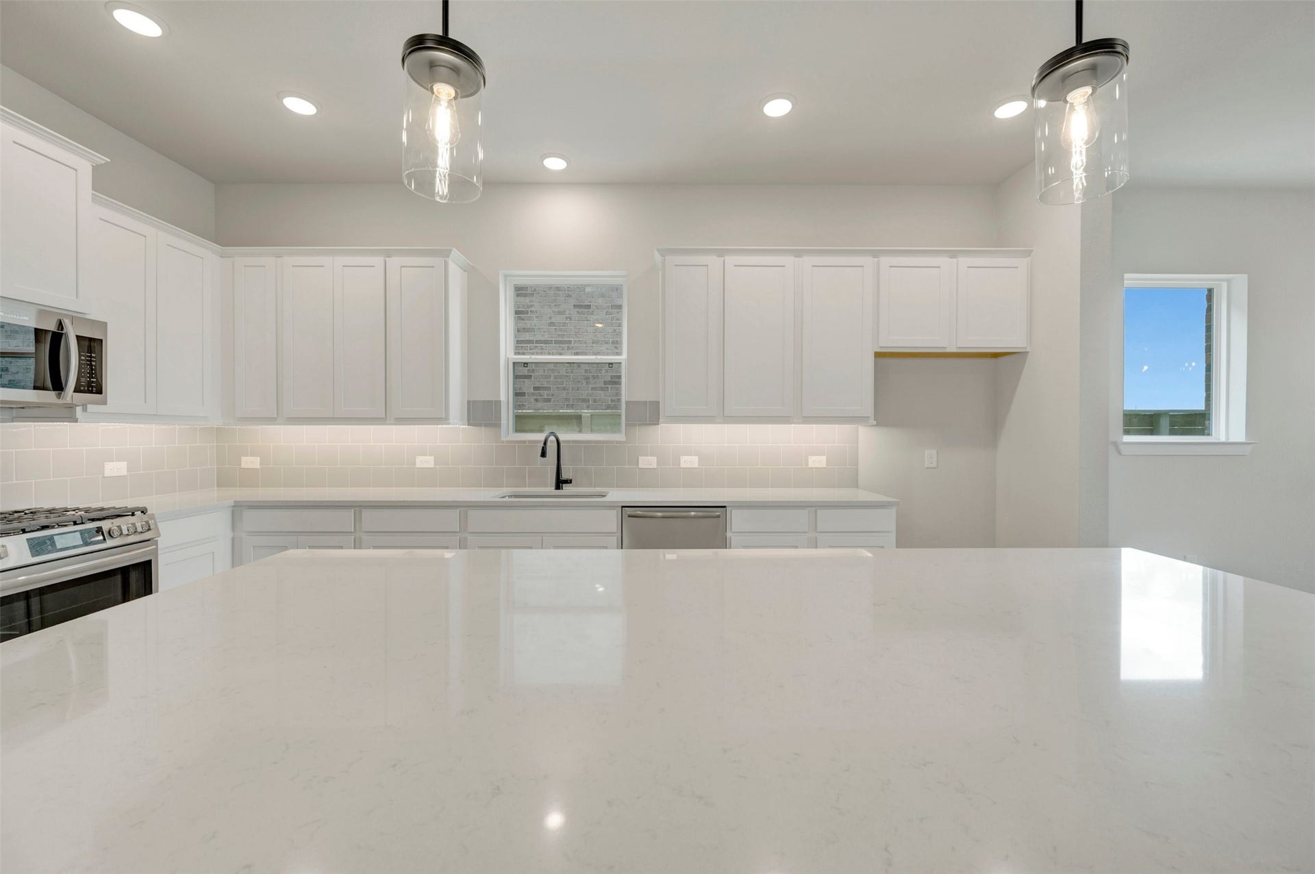 7022 Salt Dome Drive, League City, TX 77546 7022 Salt Dome Drive, League City, TX 77546