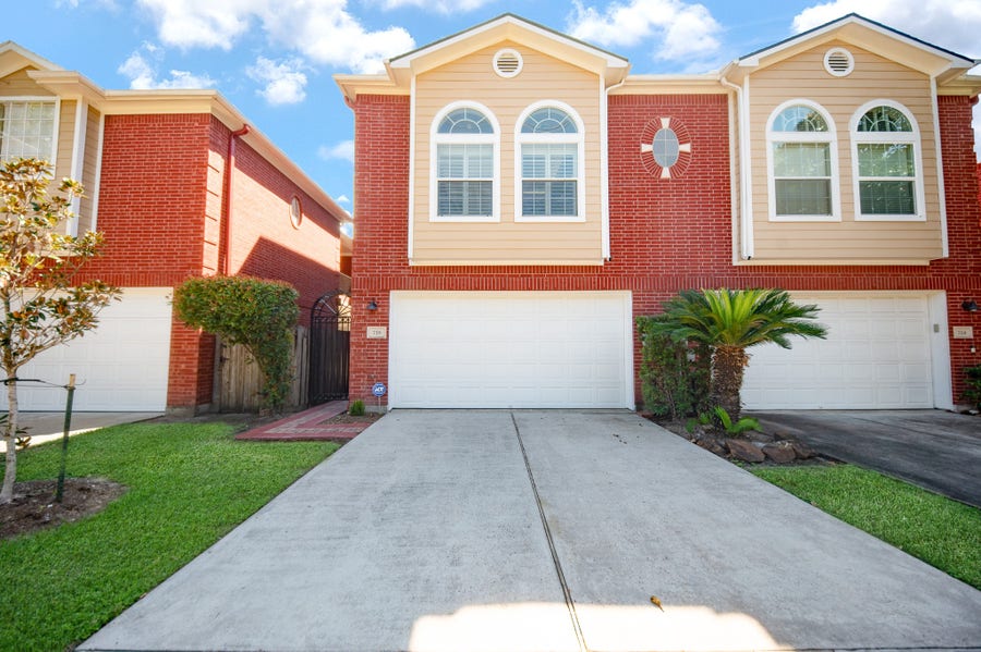 Property photo for 718 Roy Street, Houston, TX