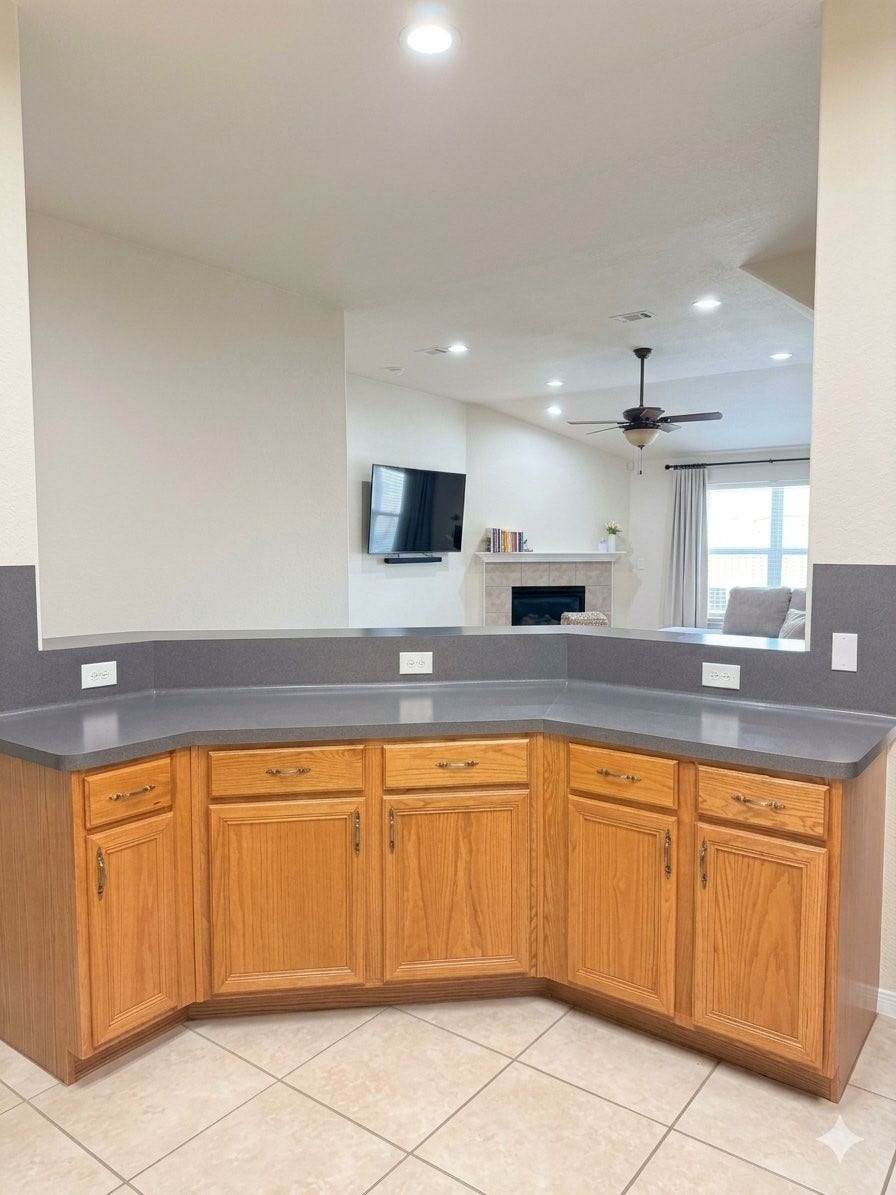 7703 Omaha Drive, Baytown, TX 77521 Kitchen bar