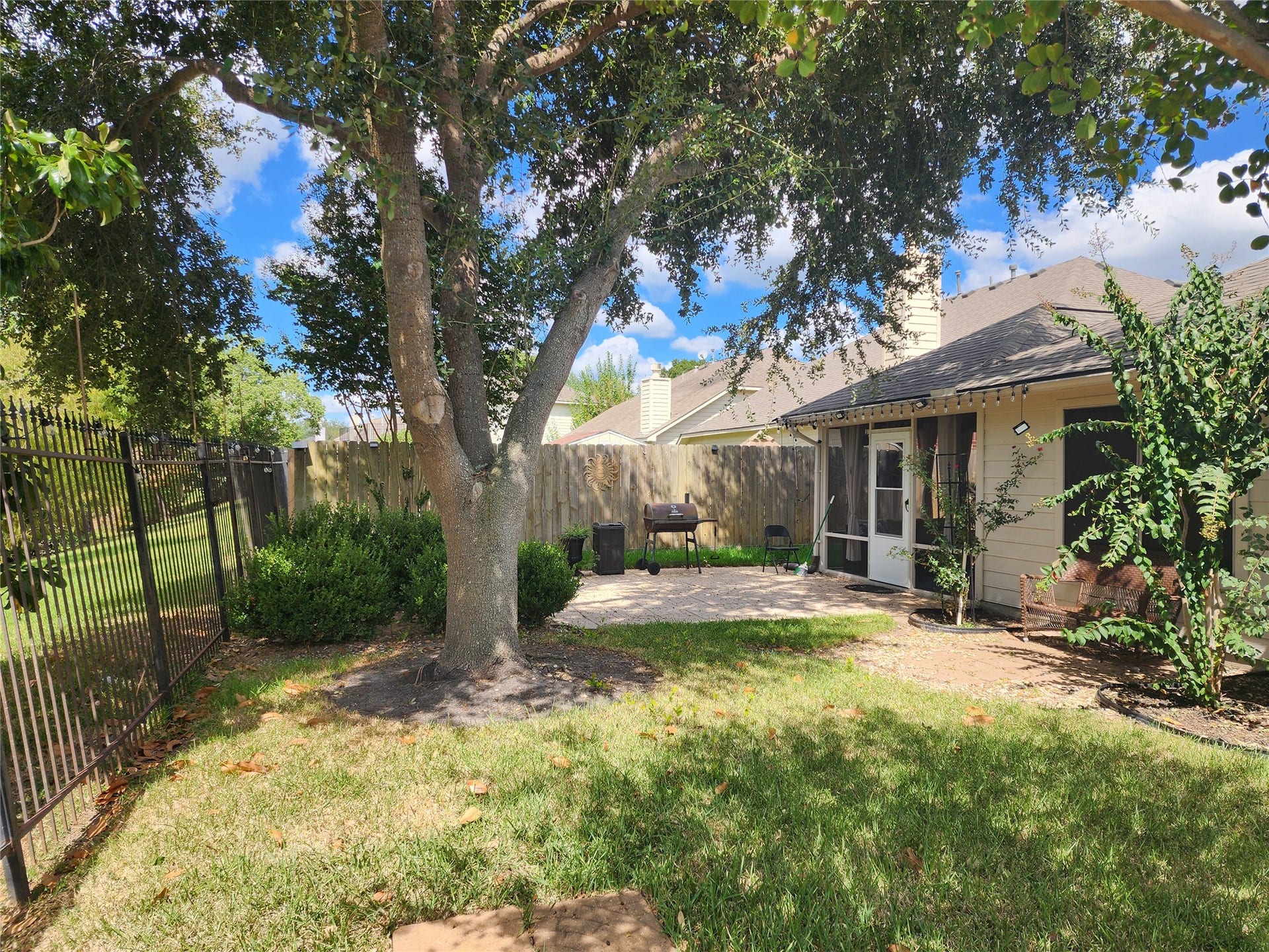 7703 Omaha Drive, Baytown, TX 77521 Backyard Oasis