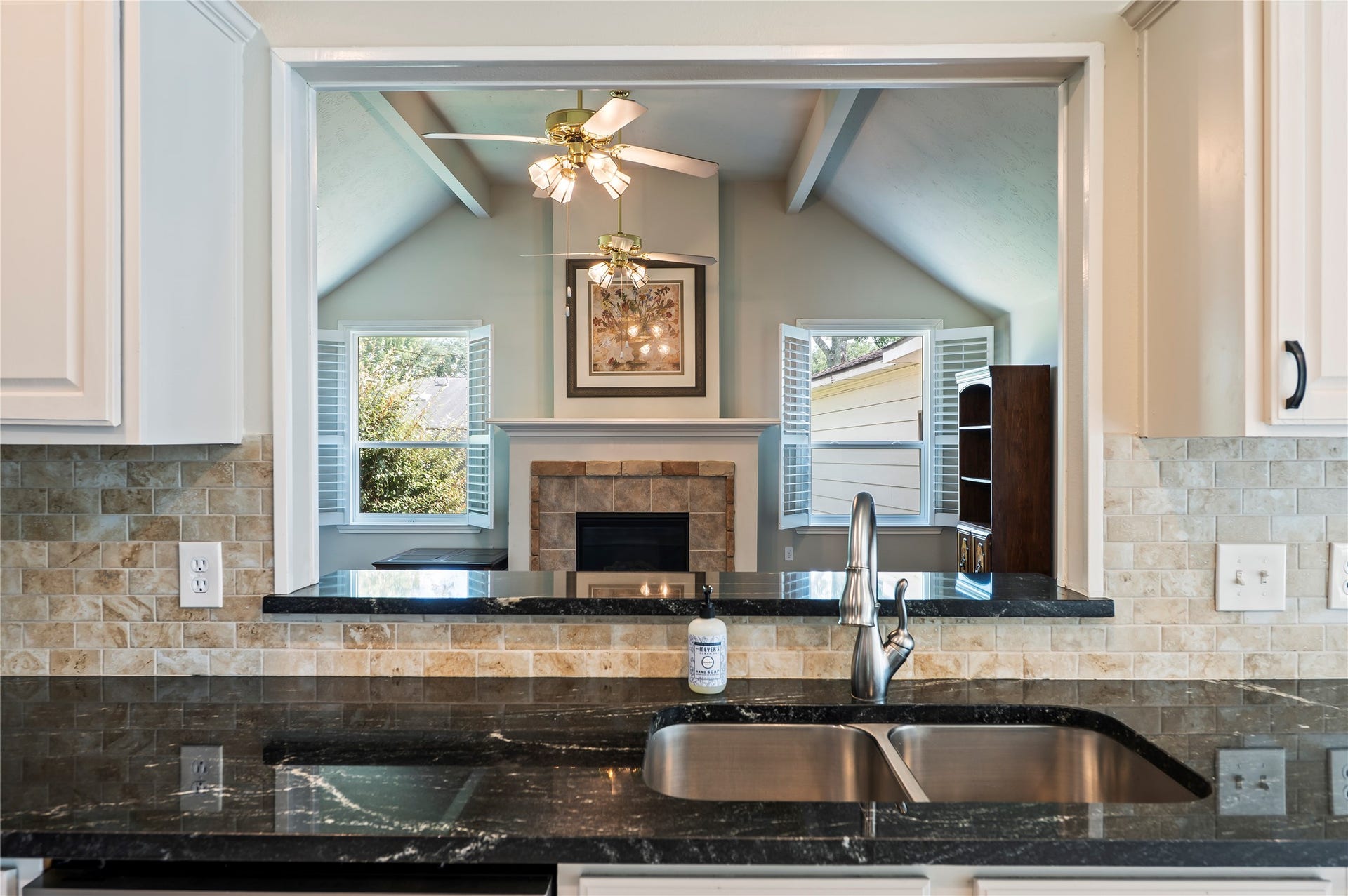 2009 Stapleton Drive, Friendswood, TX 77546 Sink with pass through window to the large living room.
