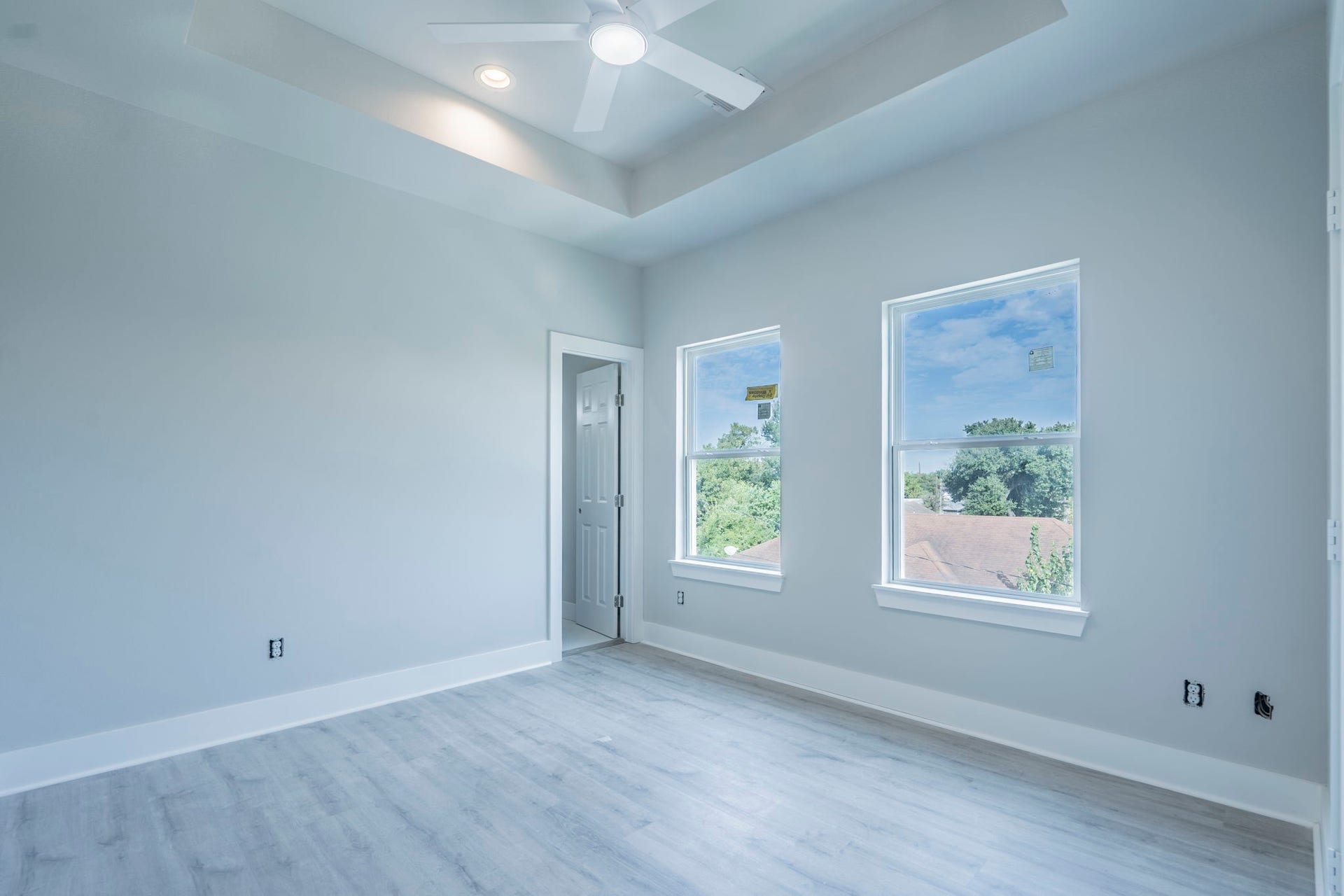 2205 Mary Street, Houston, TX 77026 2205 Mary Street, Houston, TX 77026