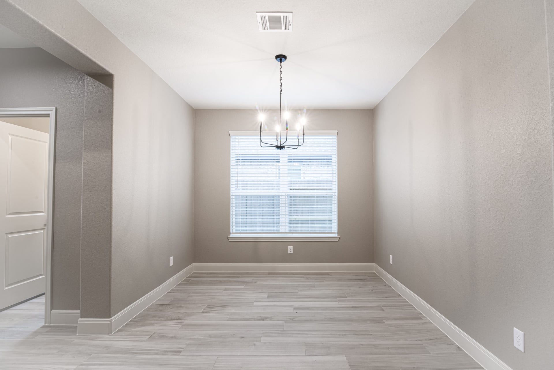 15803 Sugar Maple Lane, Santa Fe, TX 77517 Not Actual Home - Same Floor Plan