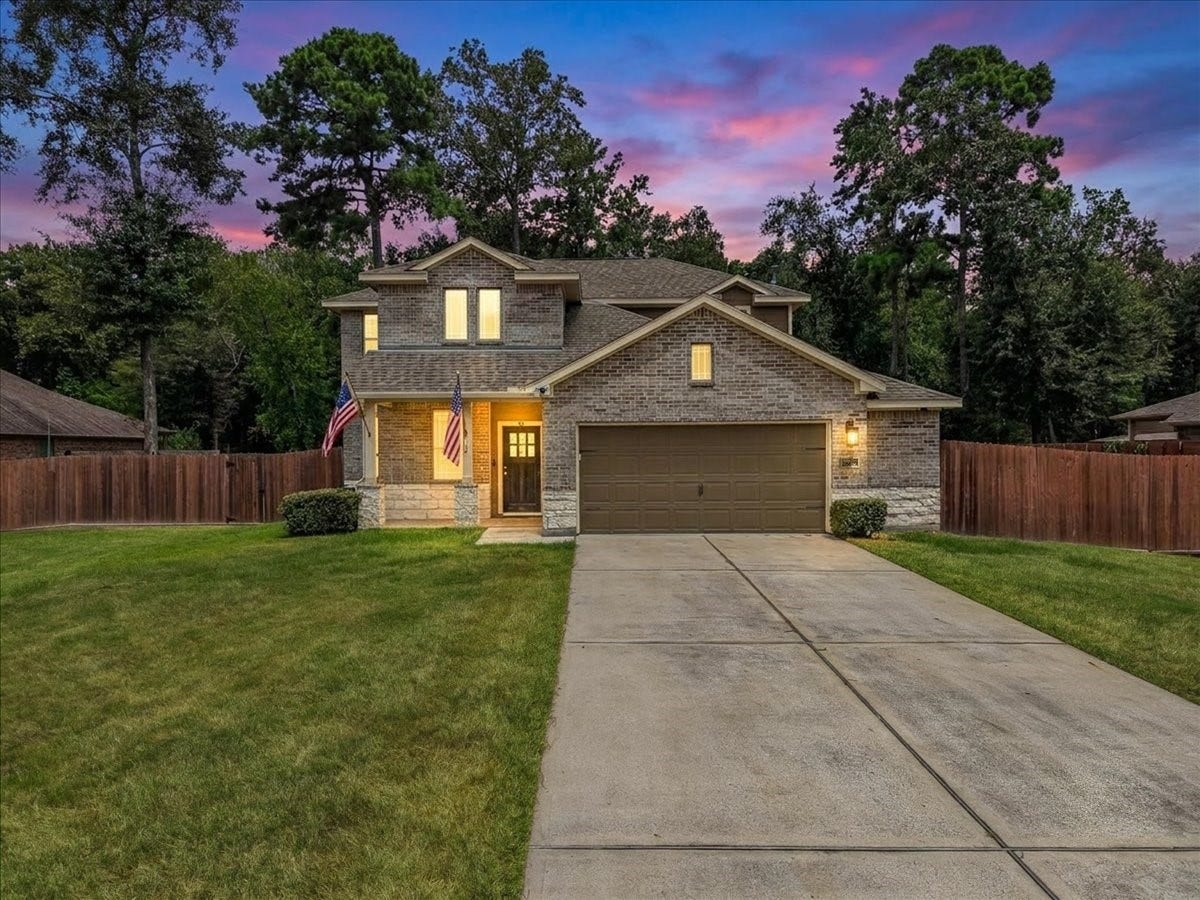 28619 Riverside Crest Lane, Huffman, TX 77336 Welcome to 28619 Riverside Crest Lanepristine, move-in ready and beautifully situated on nearly .8 acre!