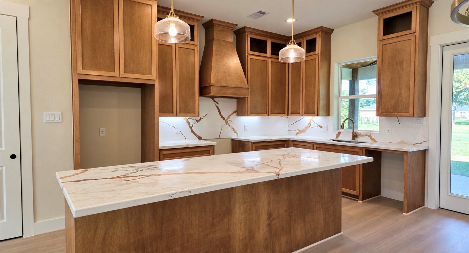 6610 Spencer Dr, Jones Creek, TX 77541 6610 Spencer Dr, Jones Creek, TX 77541