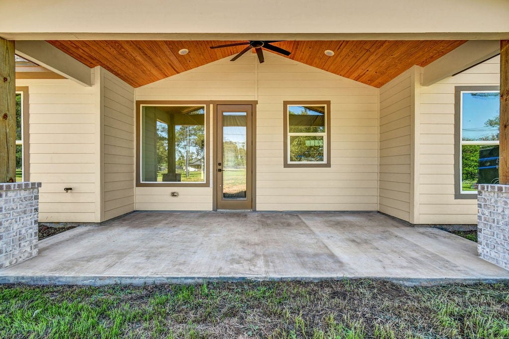 6610 Spencer Dr, Jones Creek, TX 77541 6610 Spencer Dr, Jones Creek, TX 77541