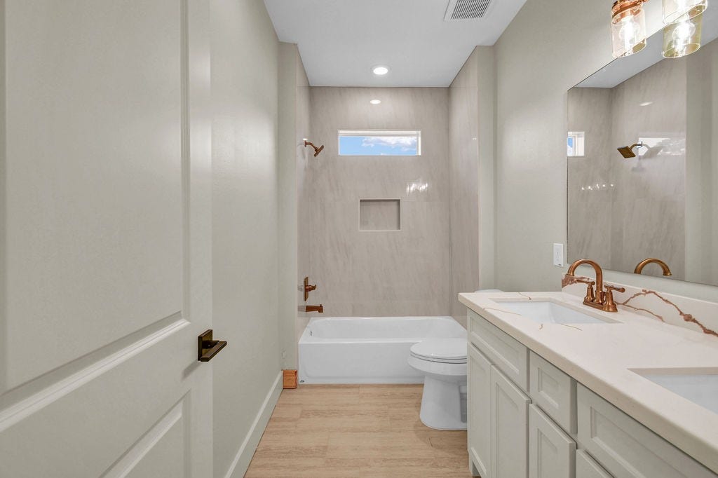 6610 Spencer Dr, Jones Creek, TX 77541 6610 Spencer Dr, Jones Creek, TX 77541