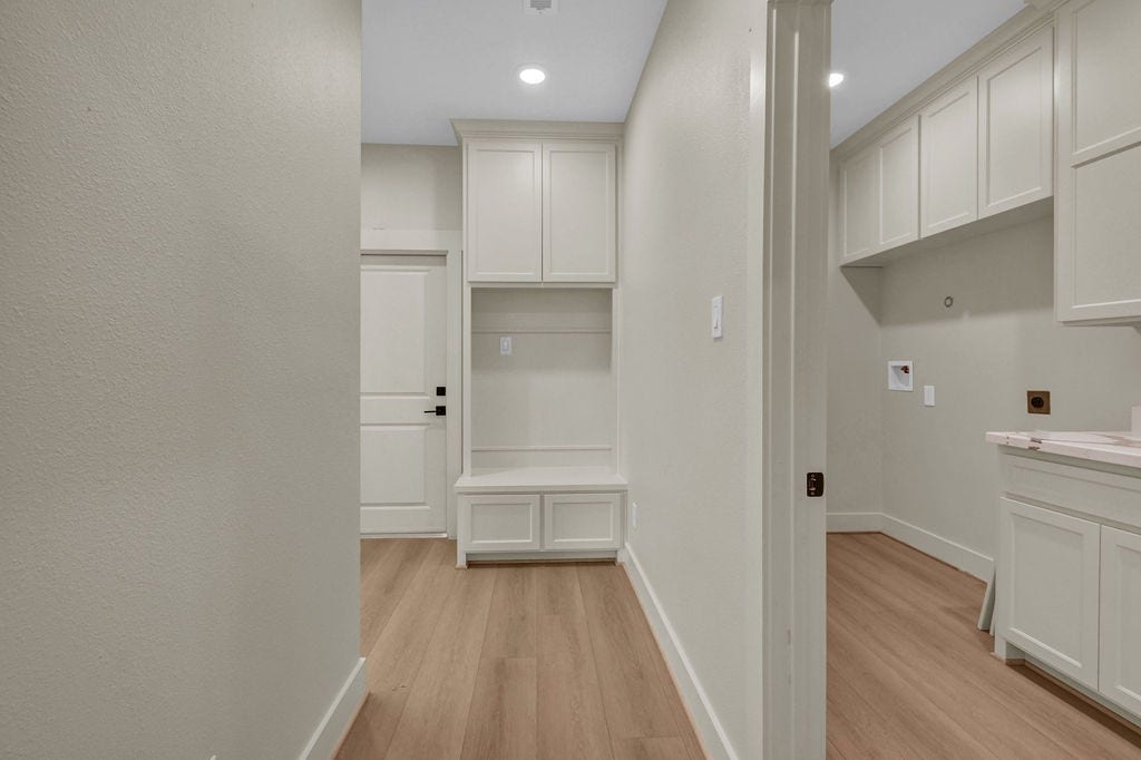 6610 Spencer Dr, Jones Creek, TX 77541 6610 Spencer Dr, Jones Creek, TX 77541