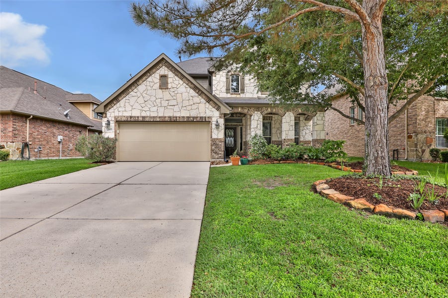 Property photo for 12907 Waterbury Edge Lane, Humble, TX