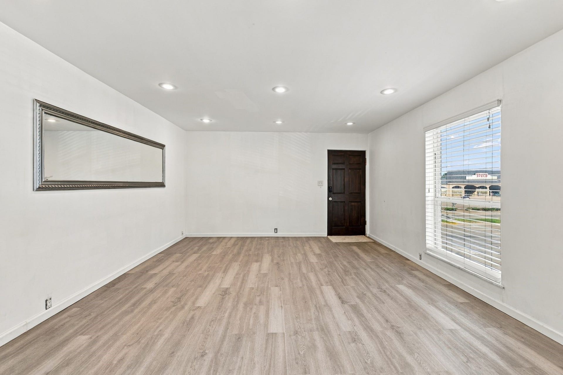 5863 Inwood Drive, #4, Houston, TX 77057