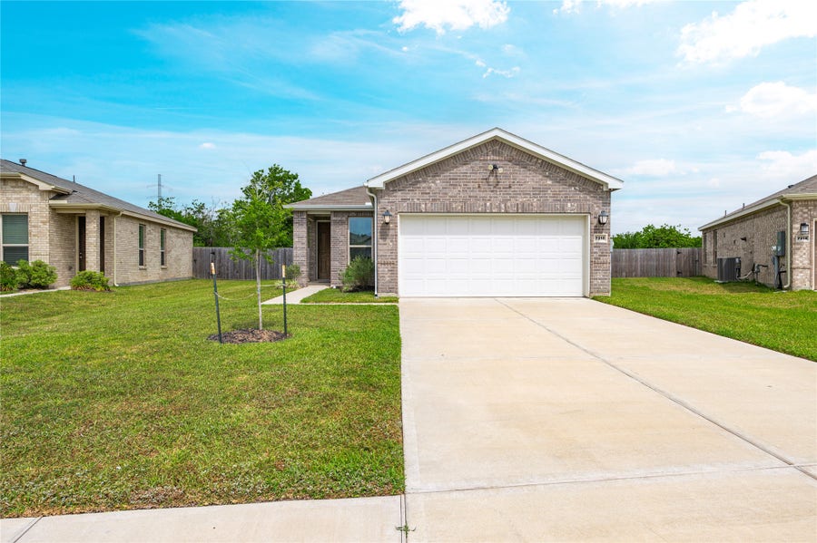 Property photo for 7318 Donnino Drive, Texas City, TX