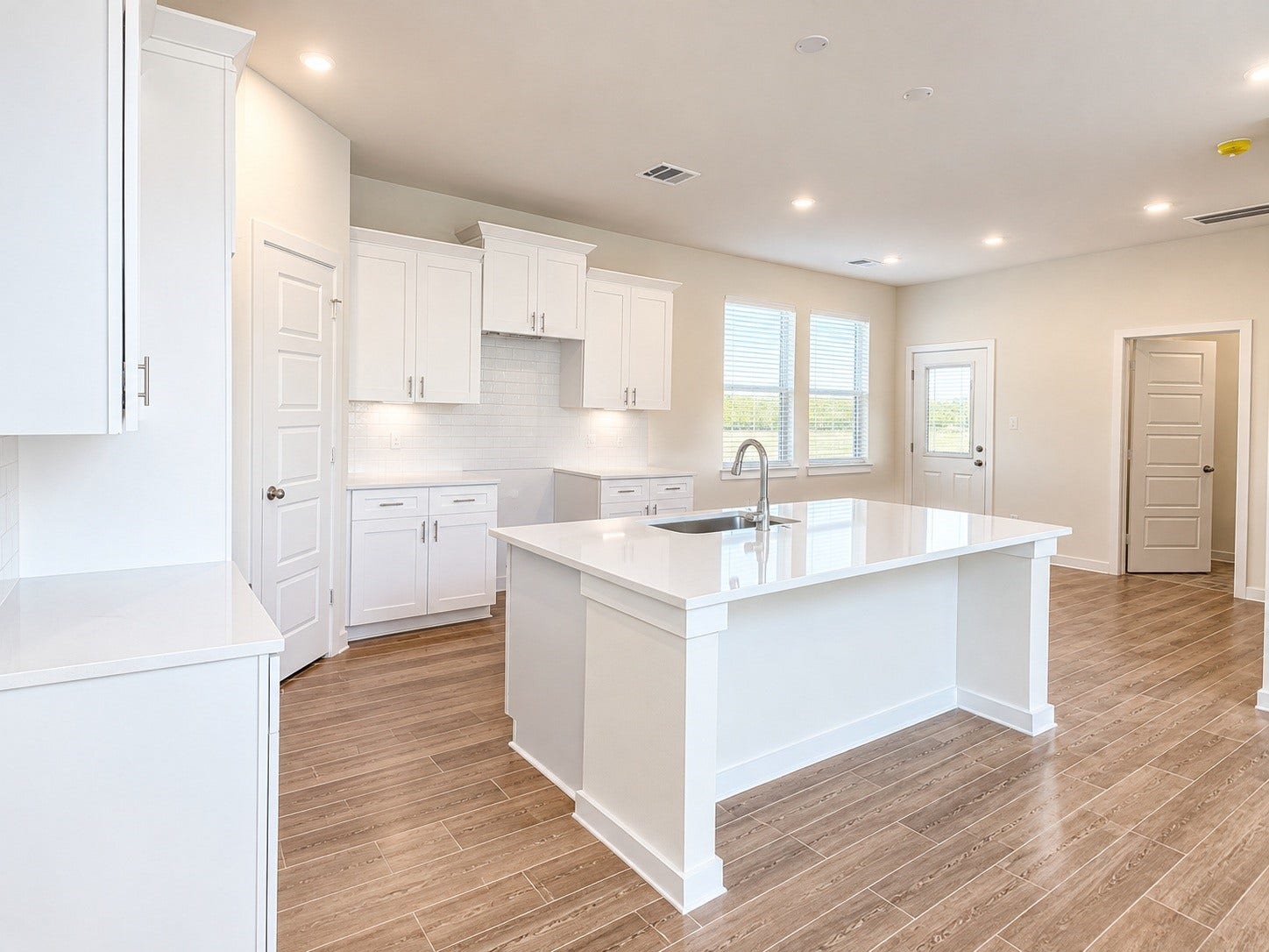 6443 Escondido Dr, Rosharon, TX 77583 6443 Escondido Dr, Rosharon, TX 77583
