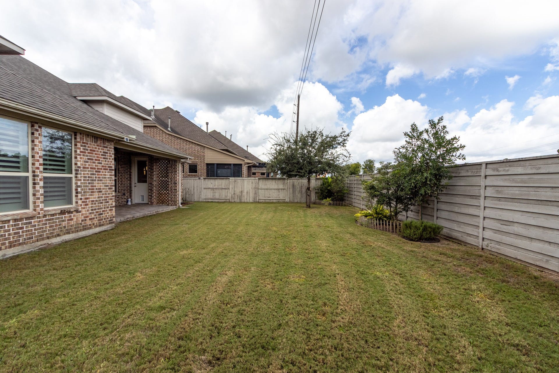 2831 Maple Oak Lane, Manvel, TX 77578 Spacious Back Yard