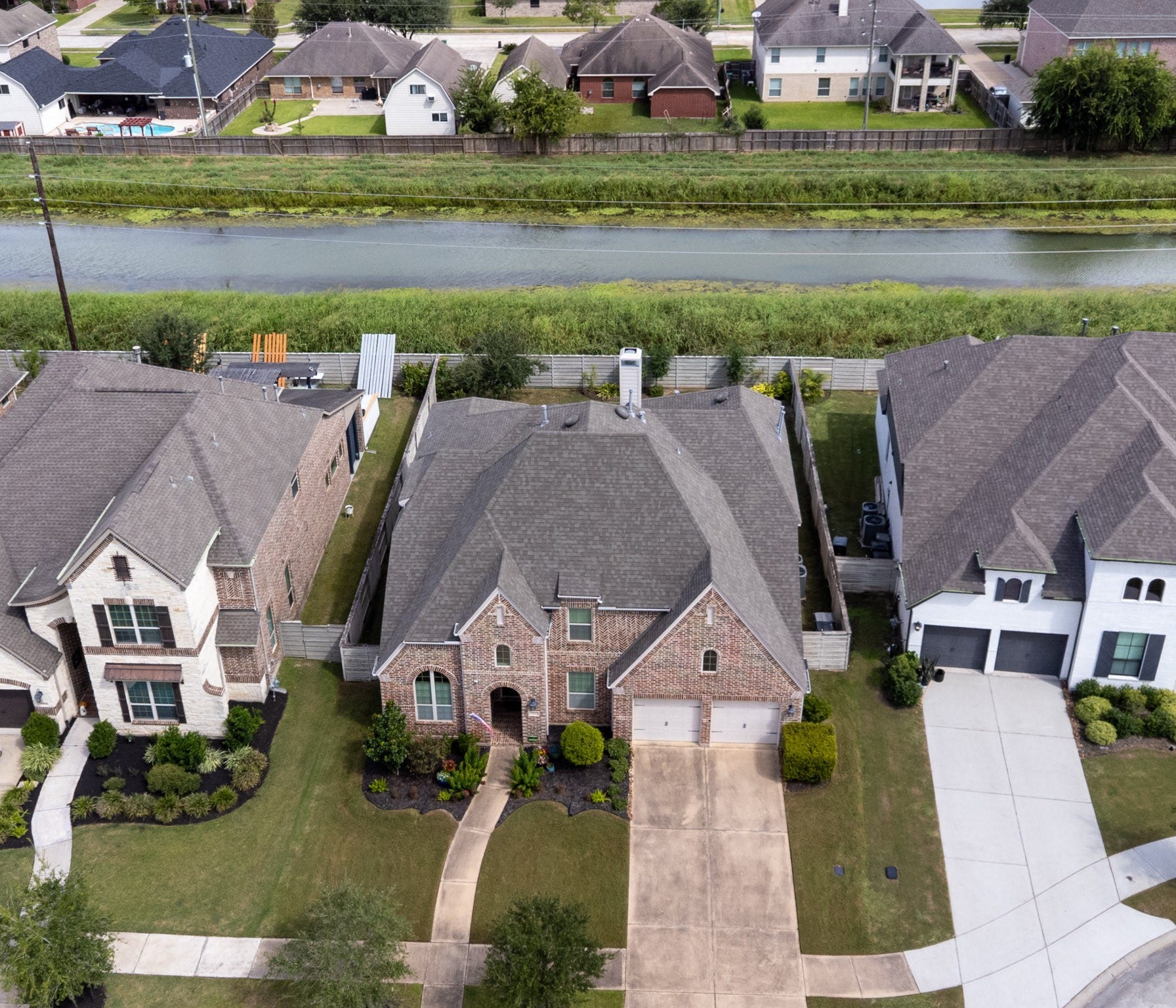 2831 Maple Oak Lane, Manvel, TX 77578 2831 Maple Oak Lane, Manvel, TX 77578