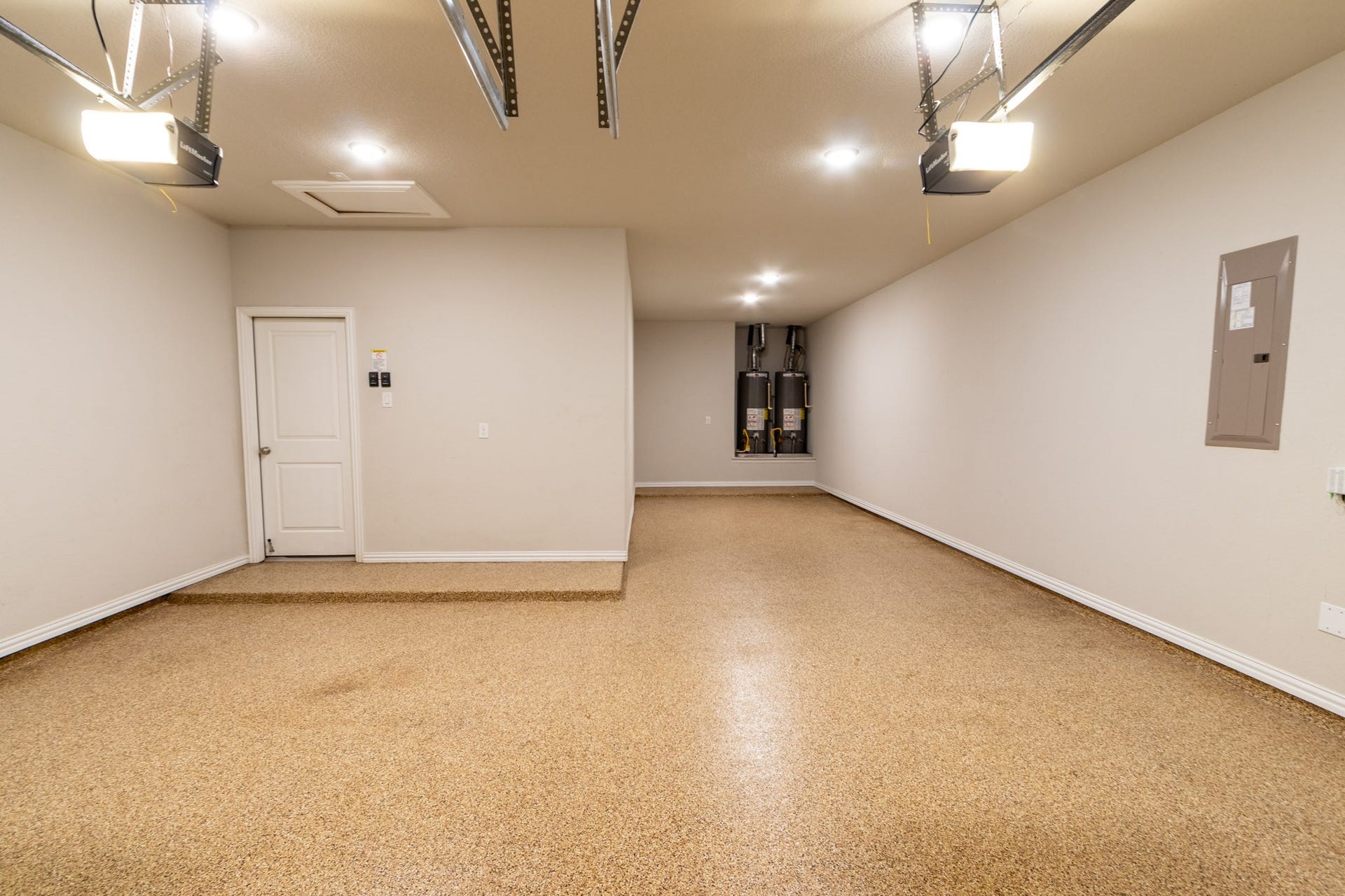 2831 Maple Oak Lane, Manvel, TX 77578 3 Car Tandem Garage