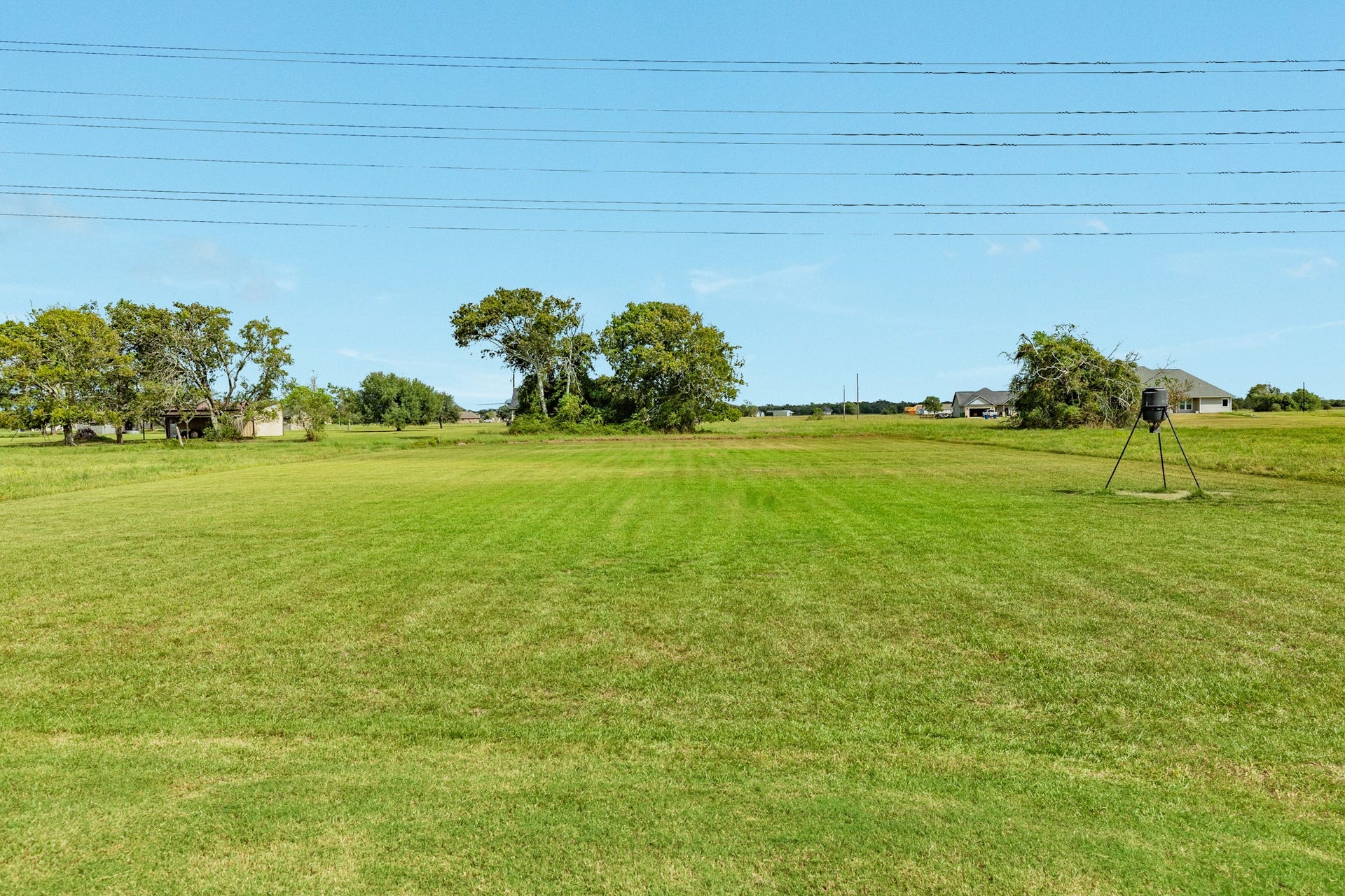 608 Angus Trail, Angleton, TX 77515 Wide open spaces