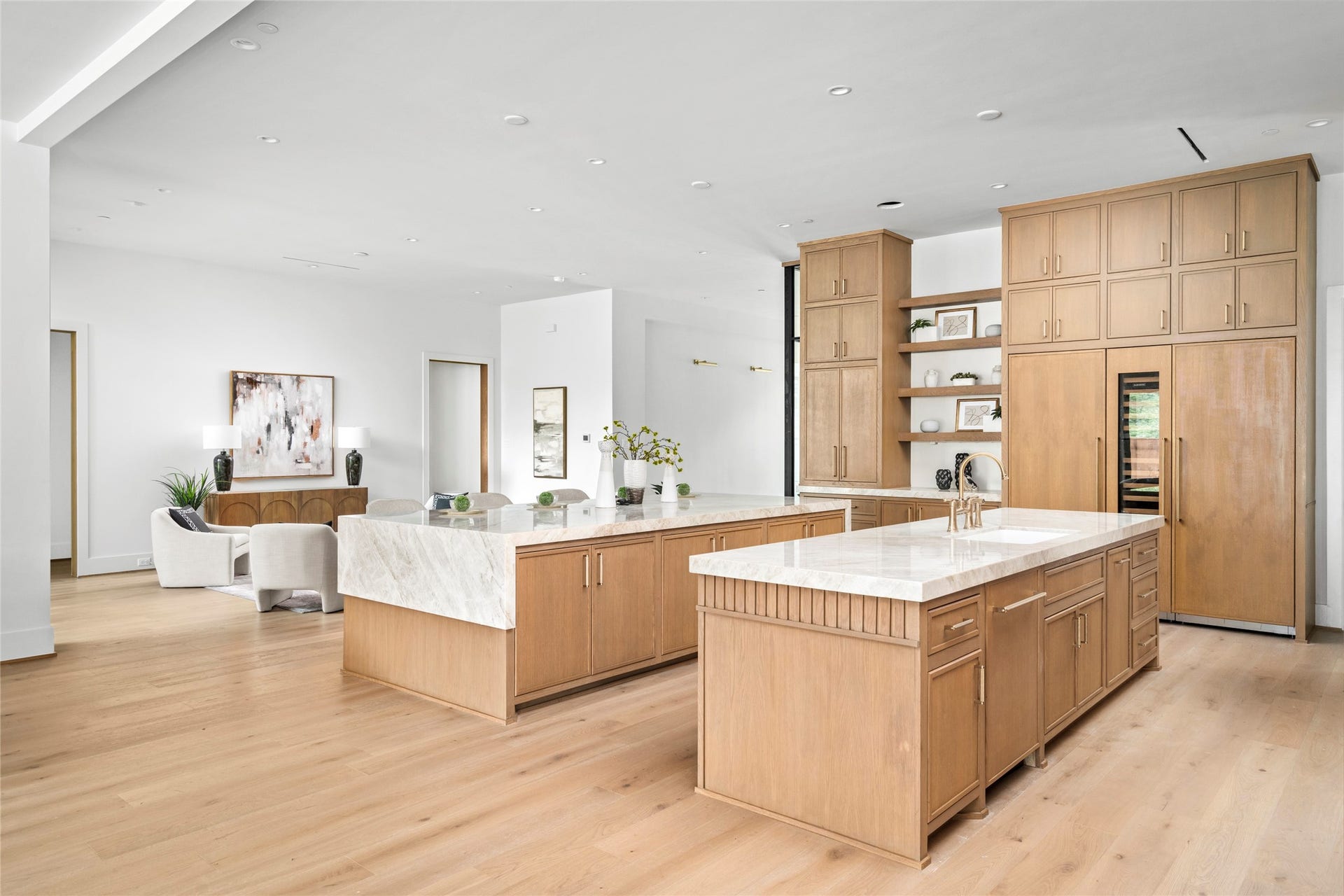 710 Glen Echo Lane, Houston, TX 77024 710 Glen Echo Lane, Houston, TX 77024
