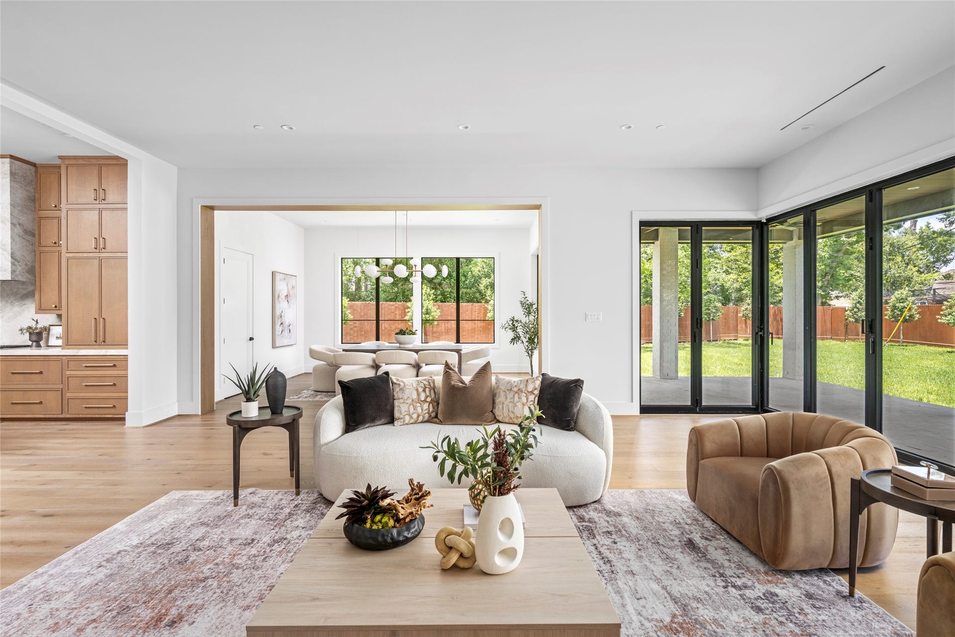 710 Glen Echo Lane, Houston, TX 77024 710 Glen Echo Lane, Houston, TX 77024