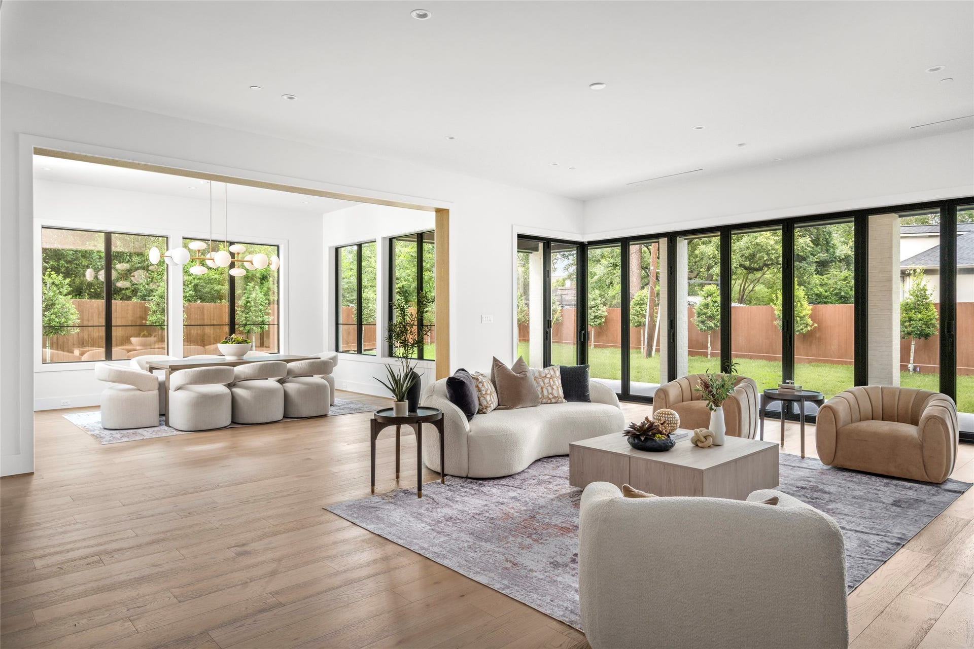 710 Glen Echo Lane, Houston, TX 77024 710 Glen Echo Lane, Houston, TX 77024