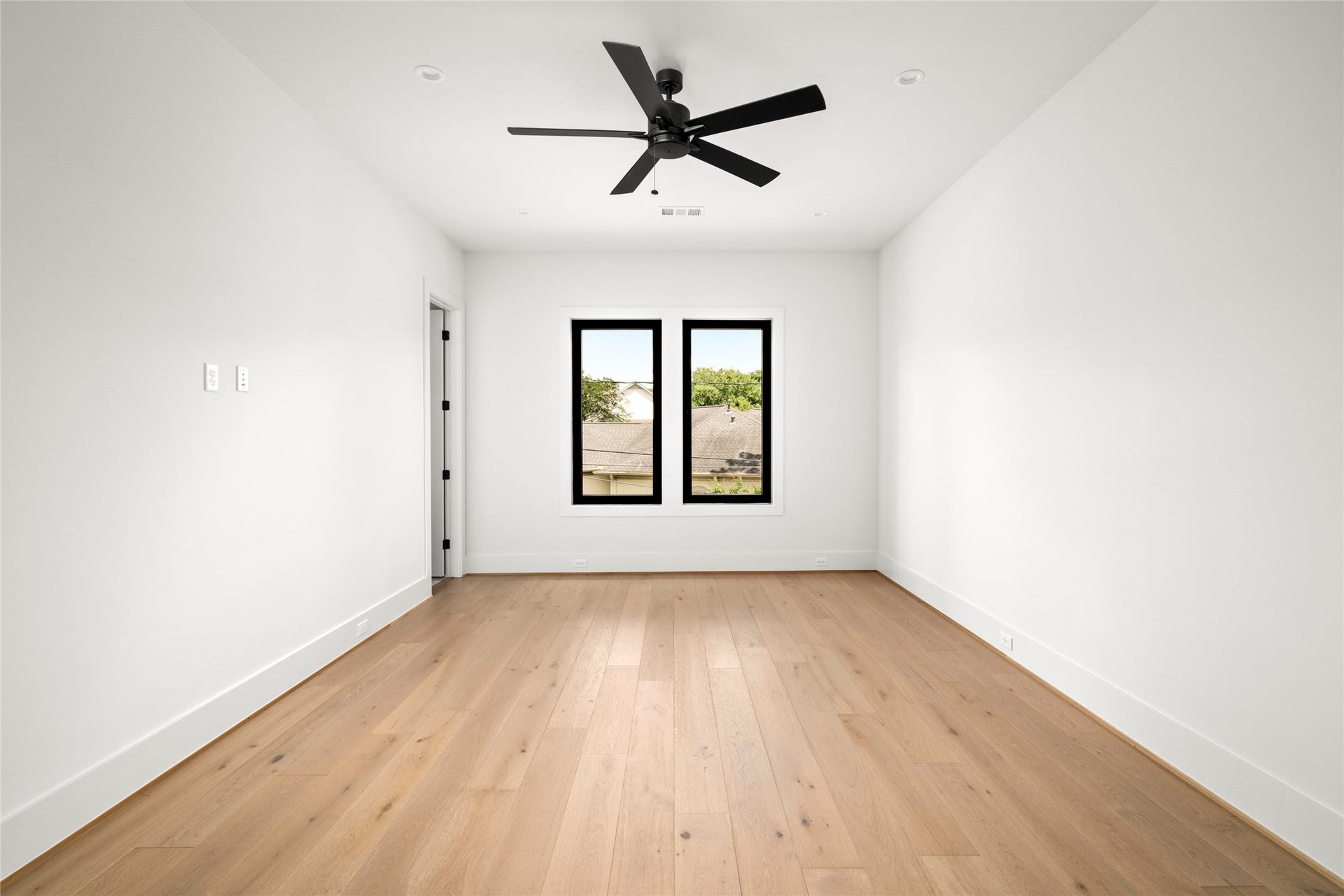 710 Glen Echo Lane, Houston, TX 77024 710 Glen Echo Lane, Houston, TX 77024