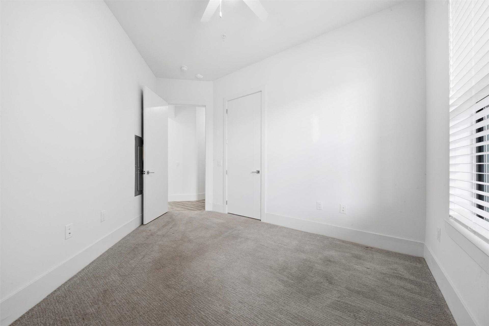 199 Waterpoint Court, #106, Conroe, TX 77356 199 Waterpoint Court, #106, Conroe, TX 77356