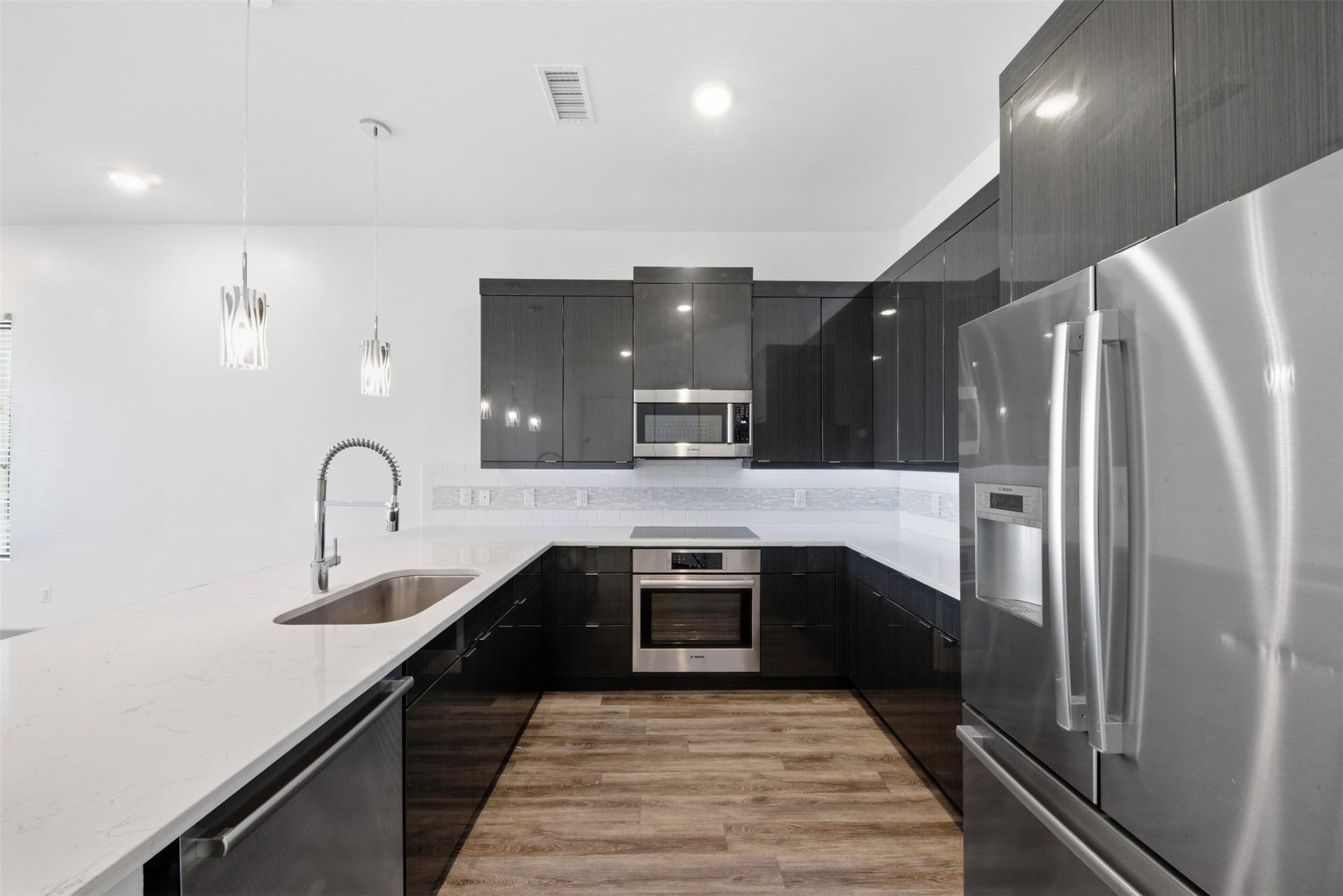 199 Waterpoint Court, #106, Conroe, TX 77356 199 Waterpoint Court, #106, Conroe, TX 77356
