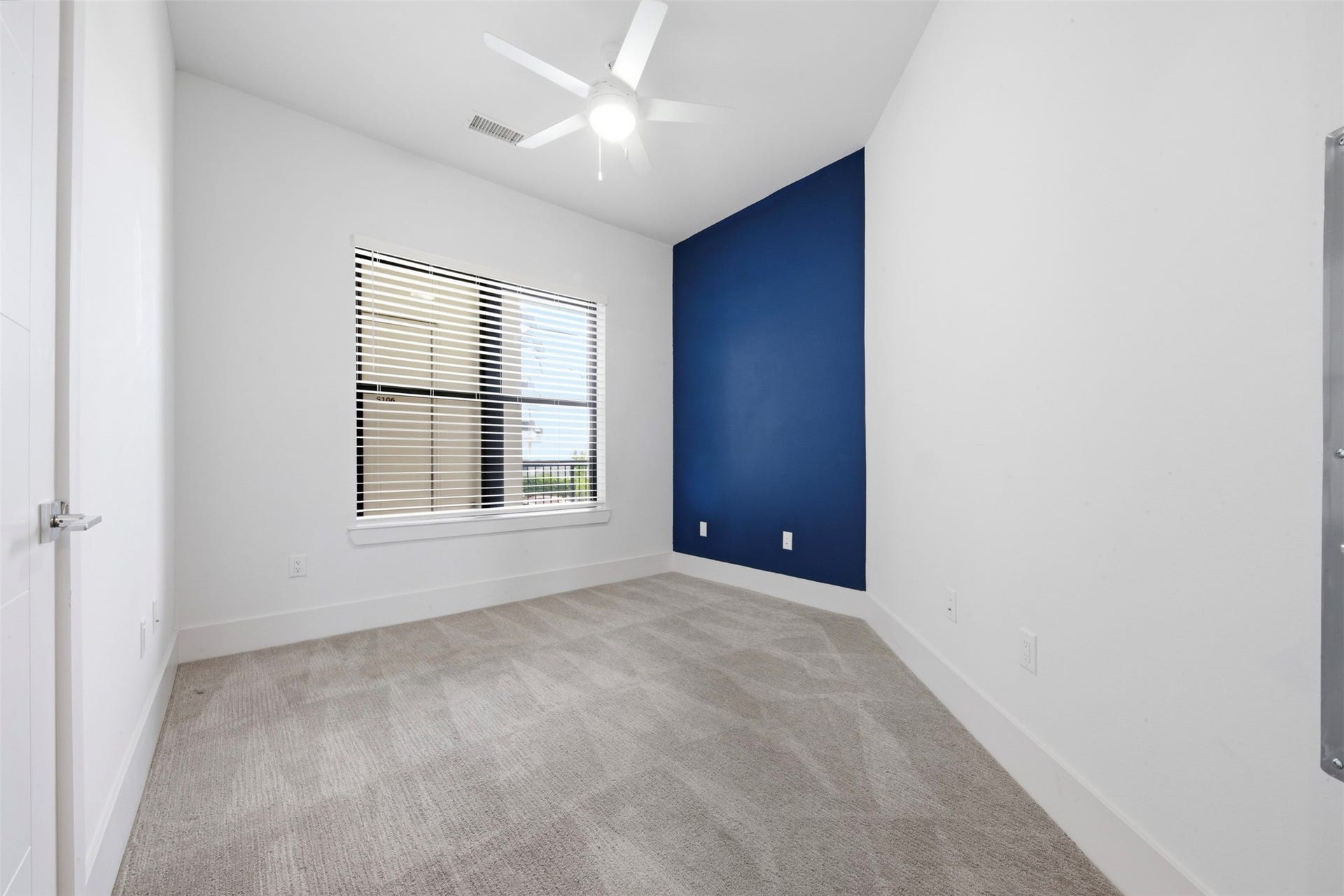 199 Waterpoint Court, #106, Conroe, TX 77356 199 Waterpoint Court, #106, Conroe, TX 77356