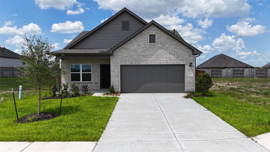 Property photo for 1929 N Riverside Circle, Dayton, TX