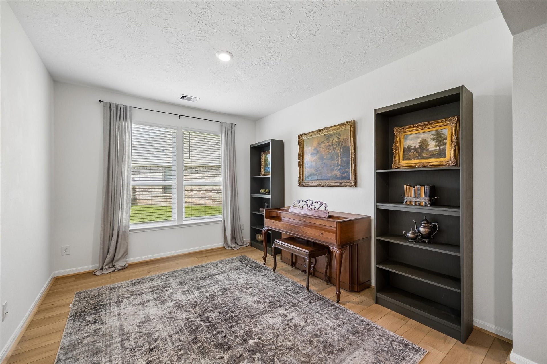 39200 Canyonville Court, Magnolia, TX 77354 39200 Canyonville Court, Magnolia, TX 77354