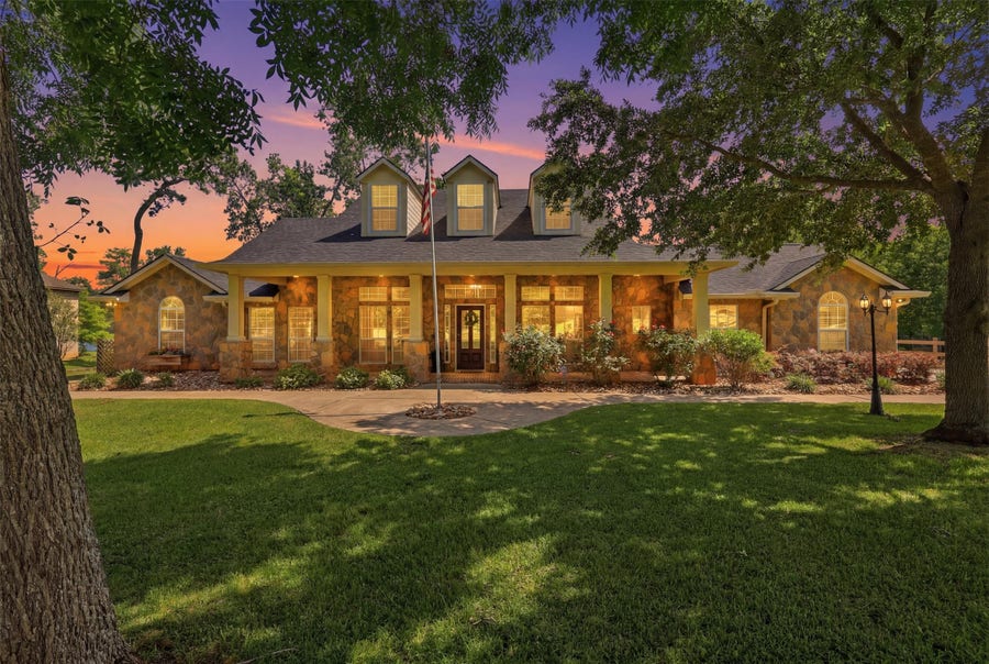 Property photo for 1417 Sapphire Shores, Willis, TX