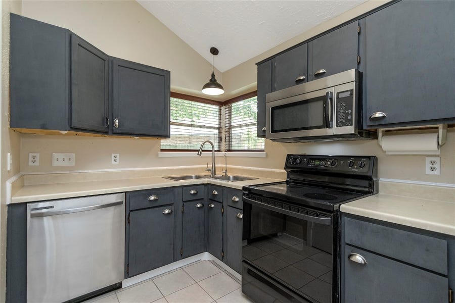 Property photo for 6903 Foxmont Lane, Humble, TX