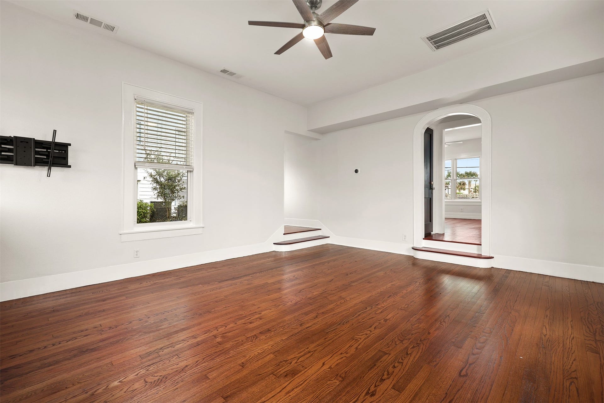 4323 Sherman Boulevard, Galveston, TX 77550 4323 Sherman Boulevard, Galveston, TX 77550