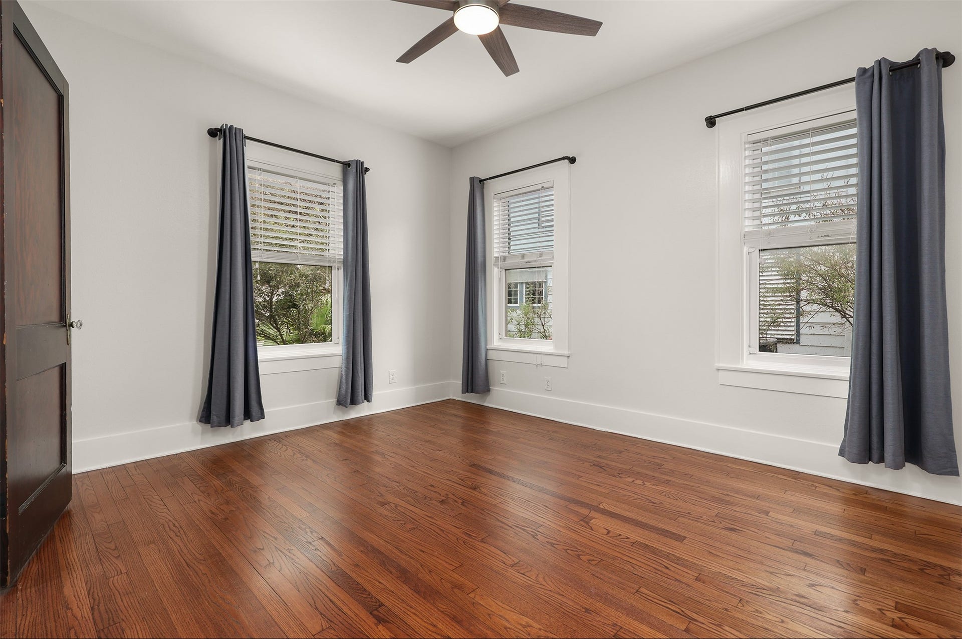 4323 Sherman Boulevard, Galveston, TX 77550 Spacious primary bedroom located on first floor with ensuite bathroom.