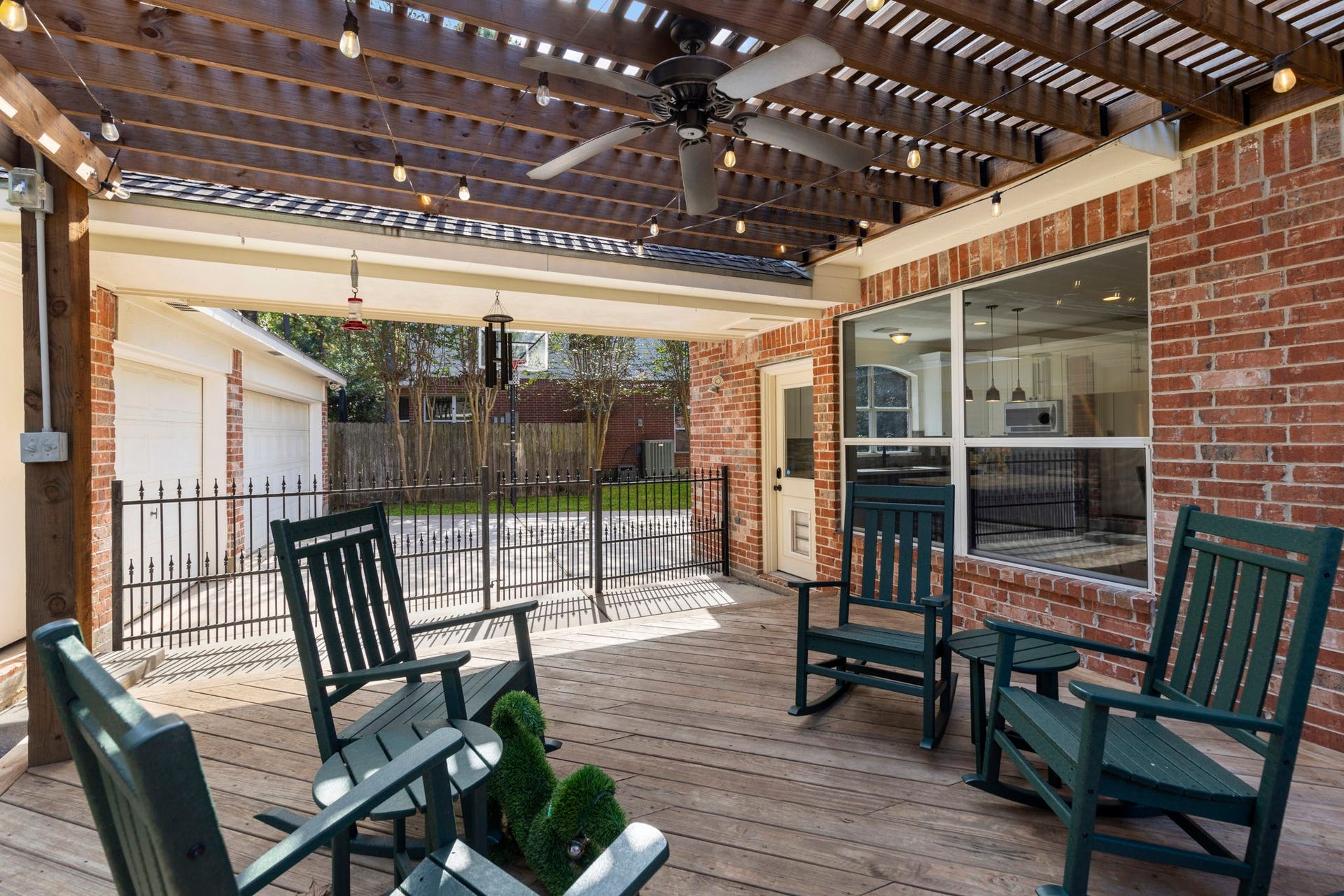 7 S Acacia Park Circle, The Woodlands, TX 77382 7 S Acacia Park Circle, The Woodlands, TX 77382