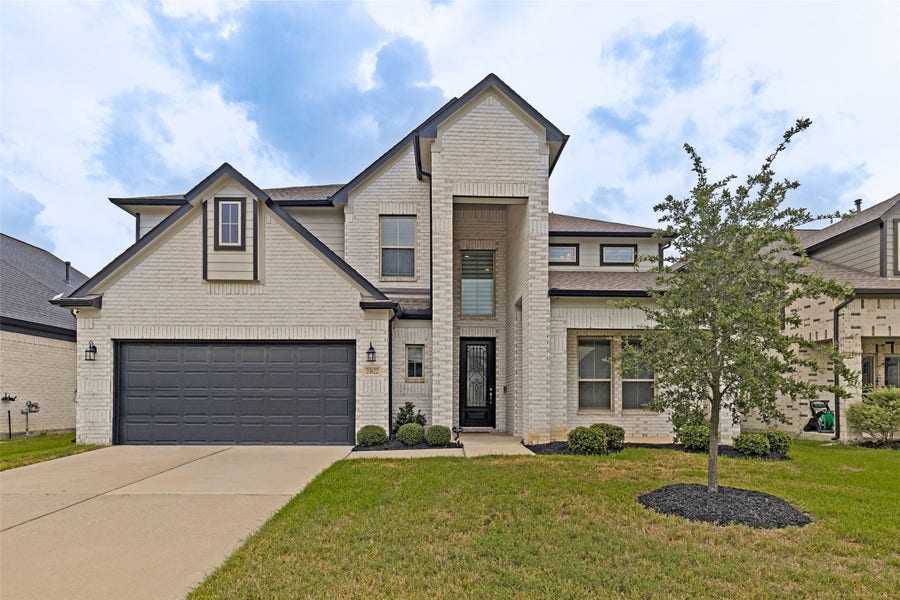 Property photo for 23622 Persimmon Creek Lane, Katy, TX