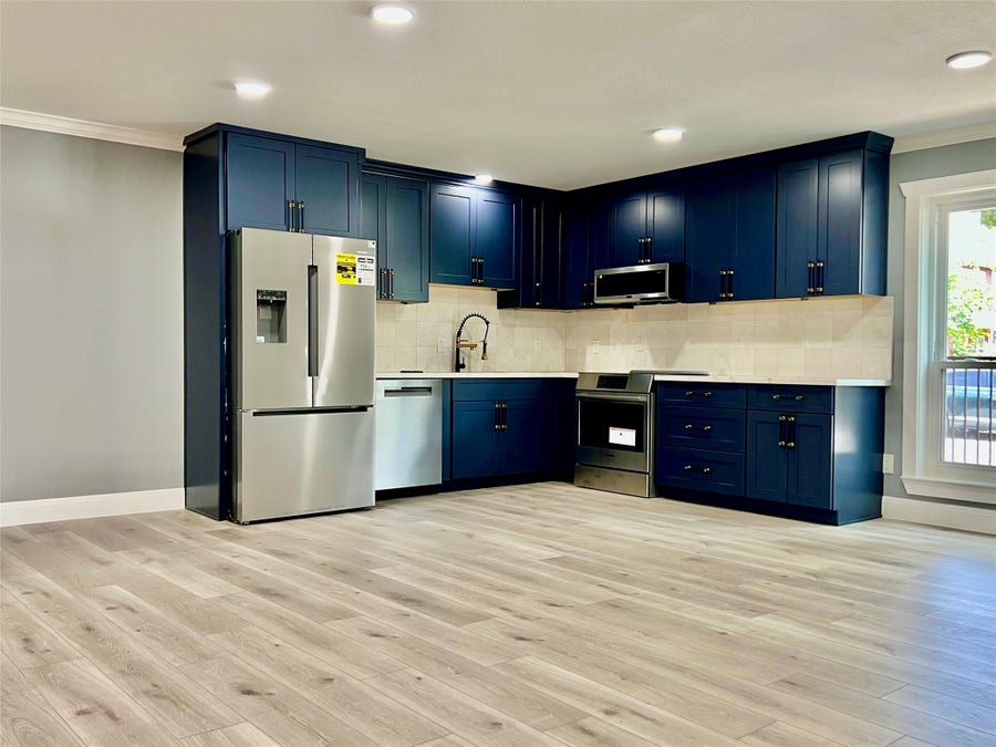 Property photo for 2516 Commonwealth Street, #102, Houston, TX